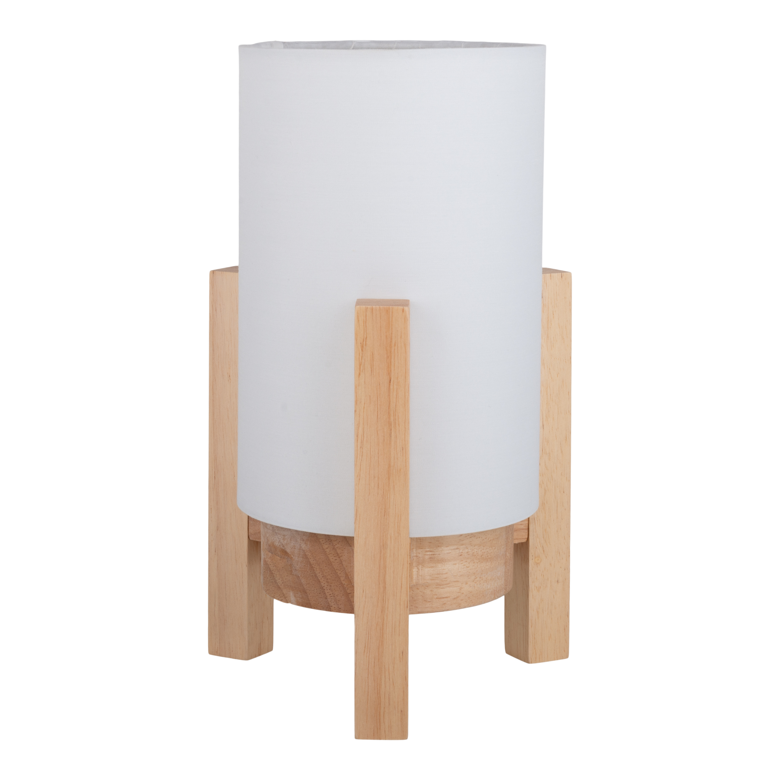 Zylindrische Lampe mit weißem Schirm und Holzsockel. Sie steht auf weißem Hintergrund.
