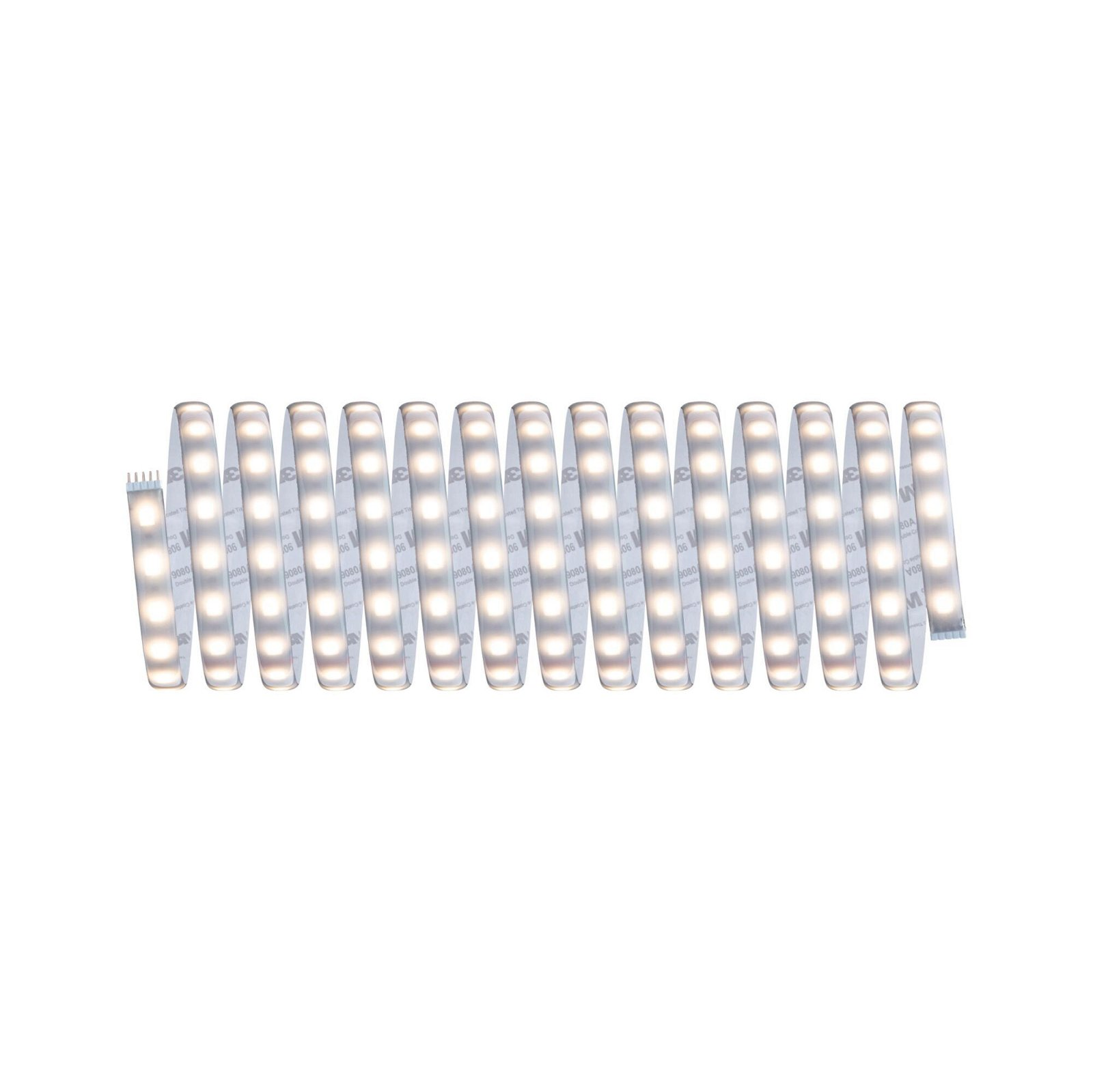 Długa, srebrna oprawa oświetleniowa zwisa z sufitu. Ma dwa przewody i prostokątne światło.