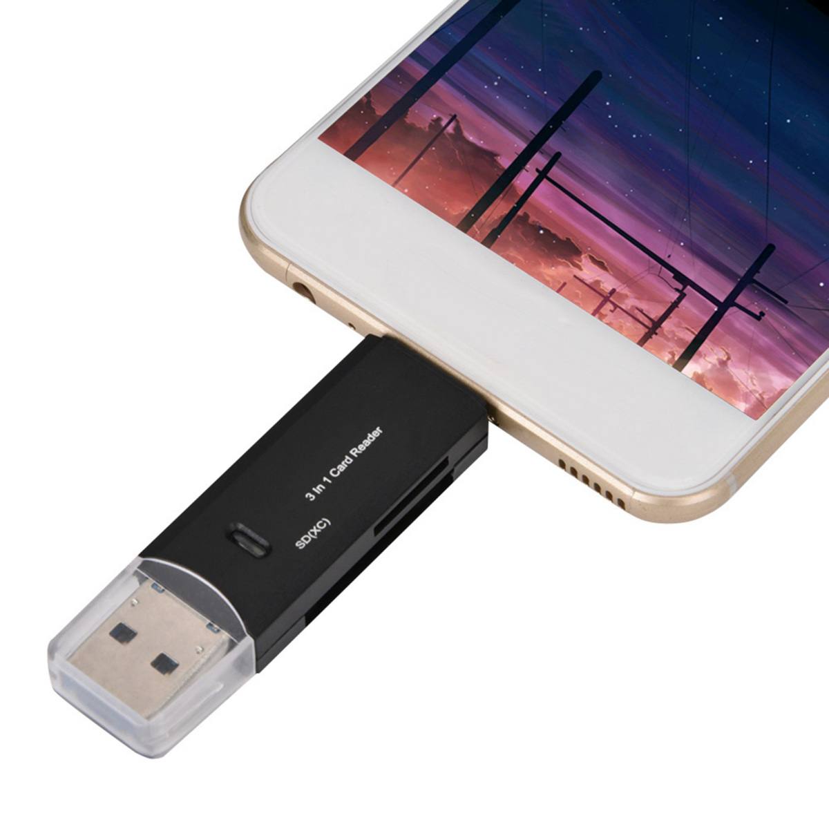 Schwarzes 3-in-1-Kartenlesegerät, verbunden mit einem gold-weißen Smartphone mit Nachtszene.