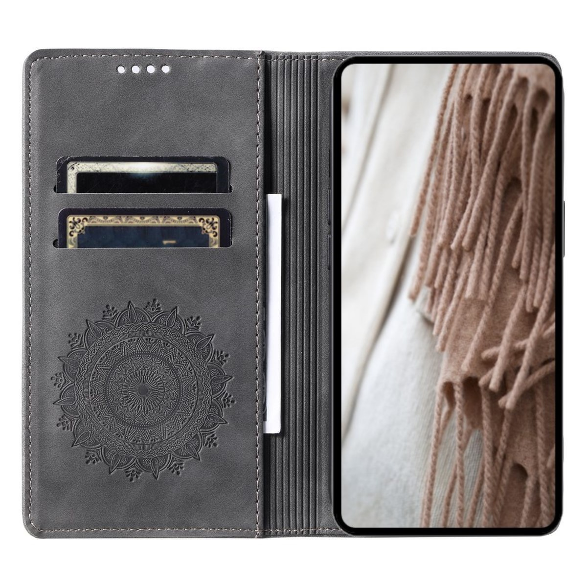 Graue Brieftaschen-Handyhülle mit Mandala-Design und Kartenfächern. Telefon innen.