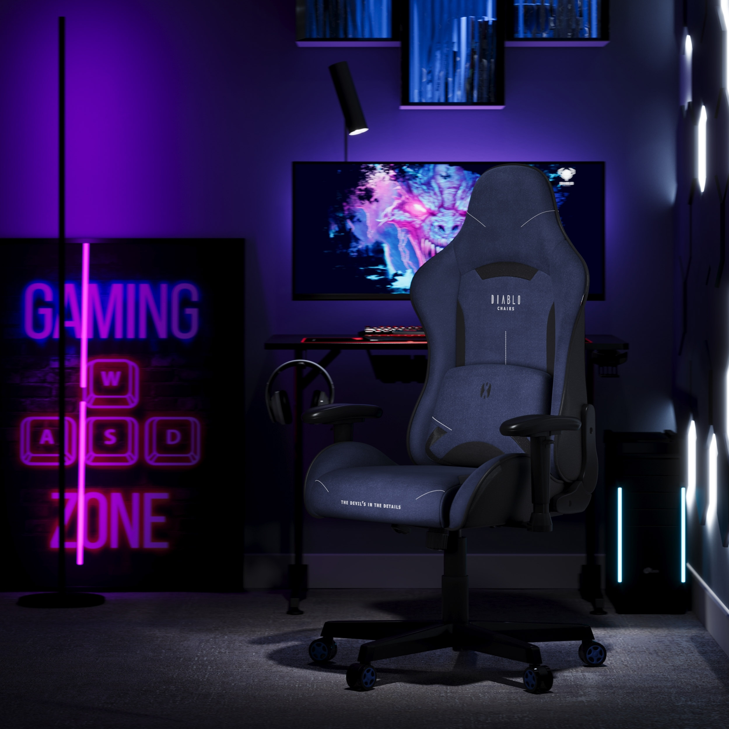 Pokój do gier z niebieskim fotelem do gier, biurkiem i neonowym znakiem strefy gier na ścianie.