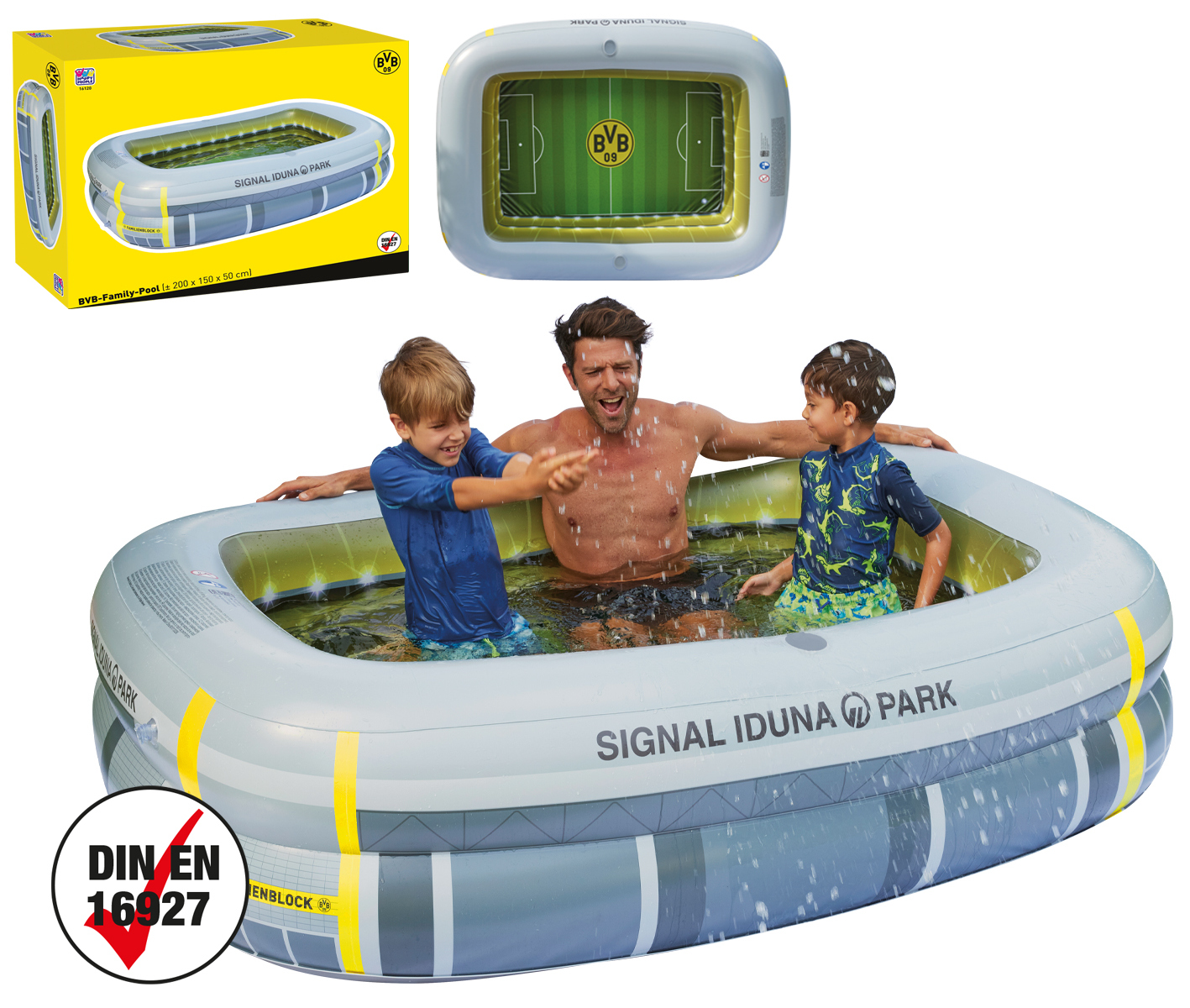 Personen in einem aufblasbaren Pool mit Fußballfeld-Design, eine Box mit gleichem Design.