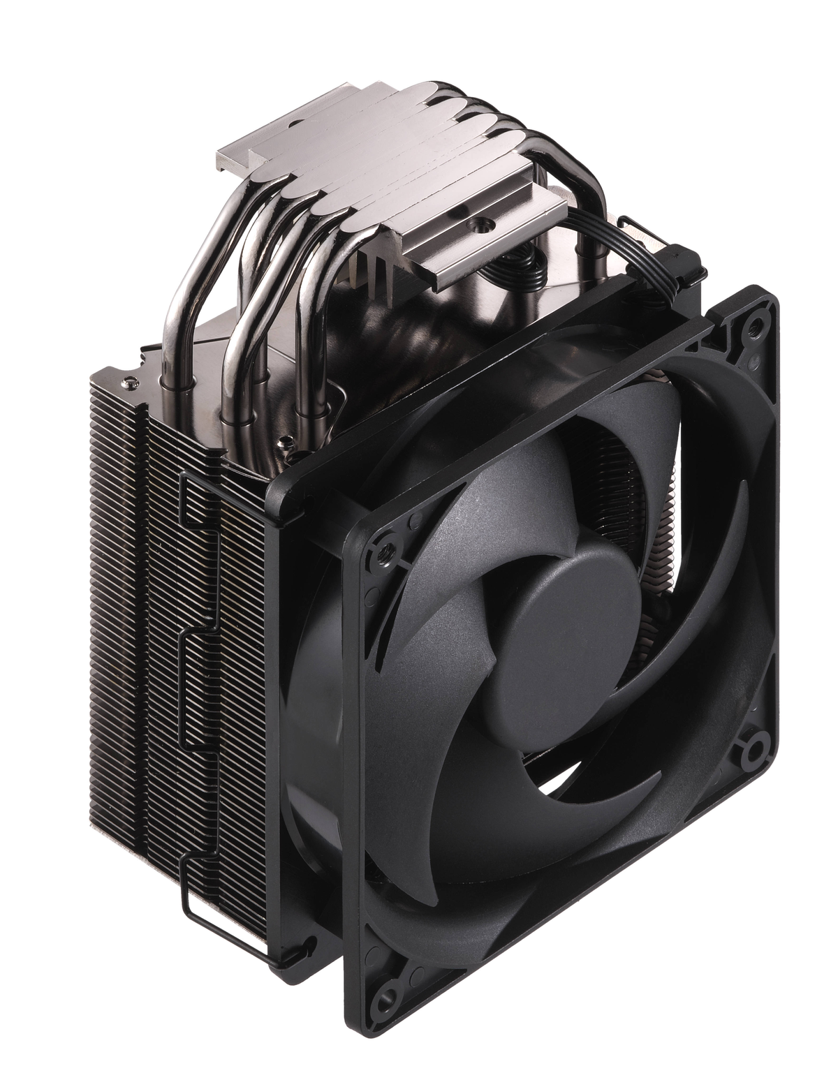Ein schwarzer CPU-Kühler mit einem Lüfter und einem silbernen Kühlkörper oben.