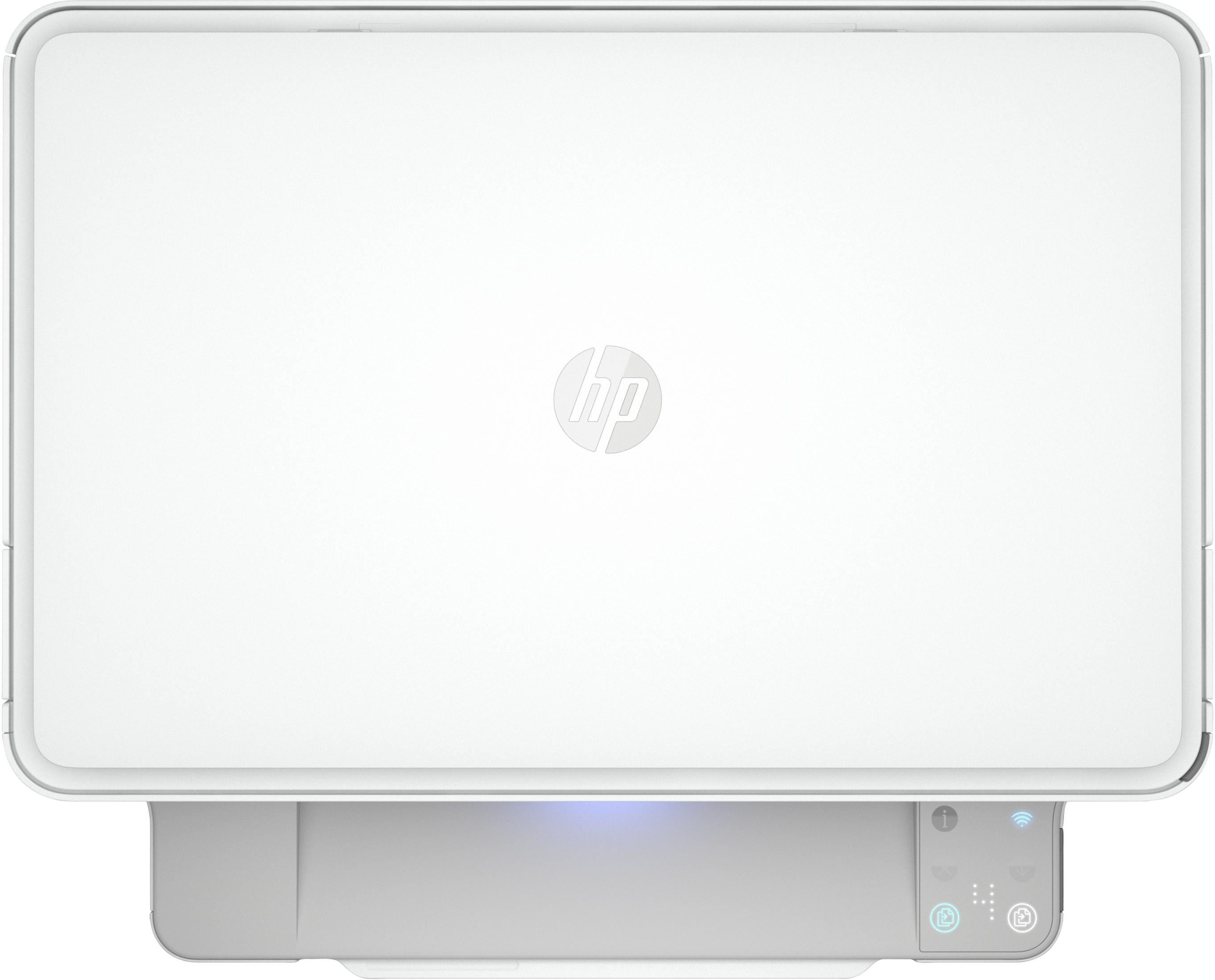 Widok z góry na białą drukarkę HP z logo HP na górze i szarą podstawą.