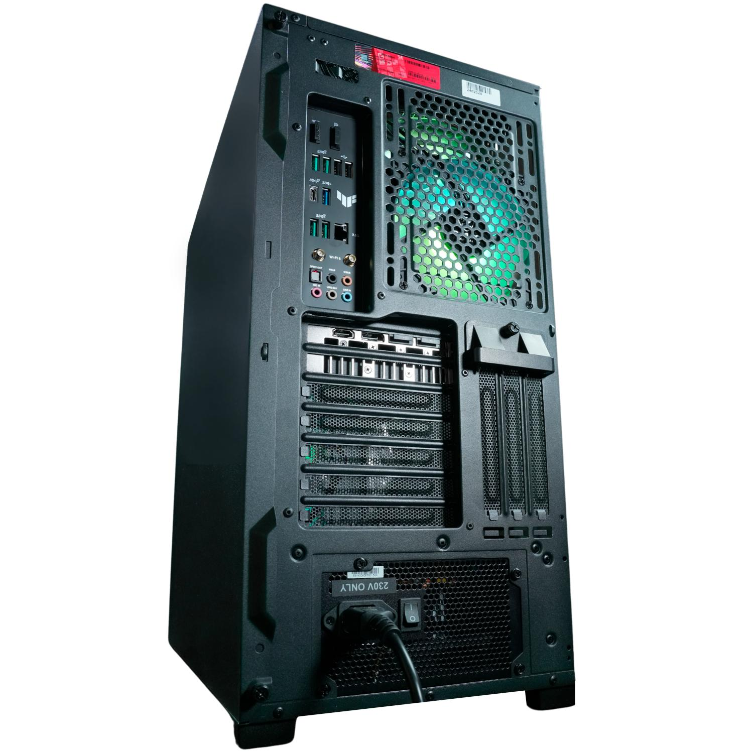Parte trasera de la caja de la computadora con puertos, ventilador y fuente de alimentación. La caja es negra.