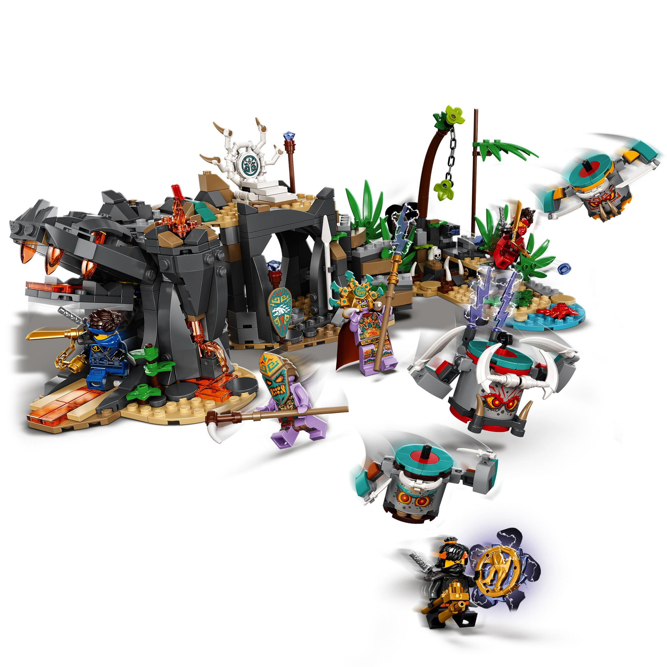 LEGO-Set mit Minifiguren und einer tempelartigen Struktur. Weißer Hintergrund. Action-Szene.