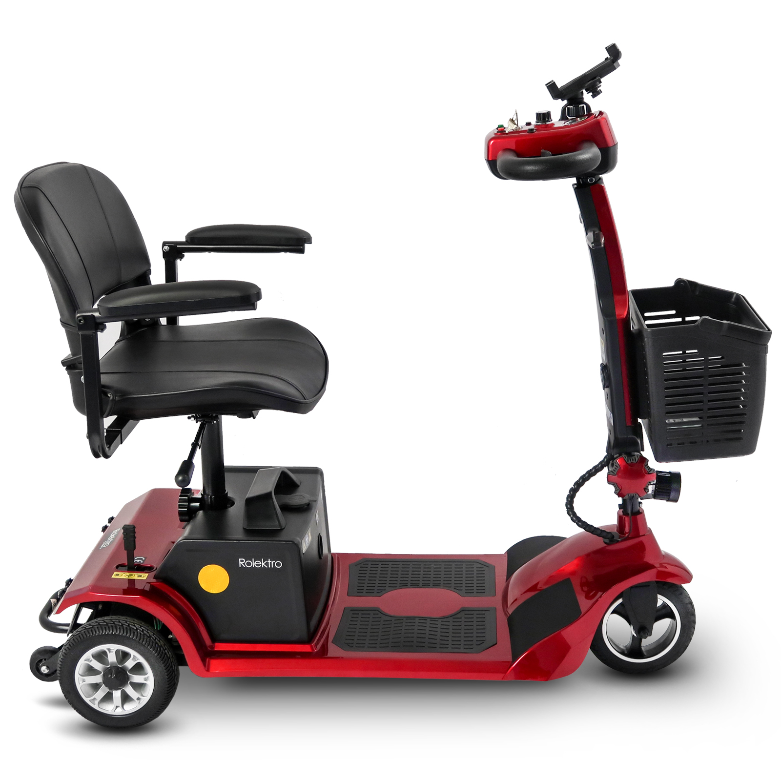 Roter Mobilitätsroller mit schwarzem Sitz und Korb. Seitenansicht auf weißem Hintergrund.