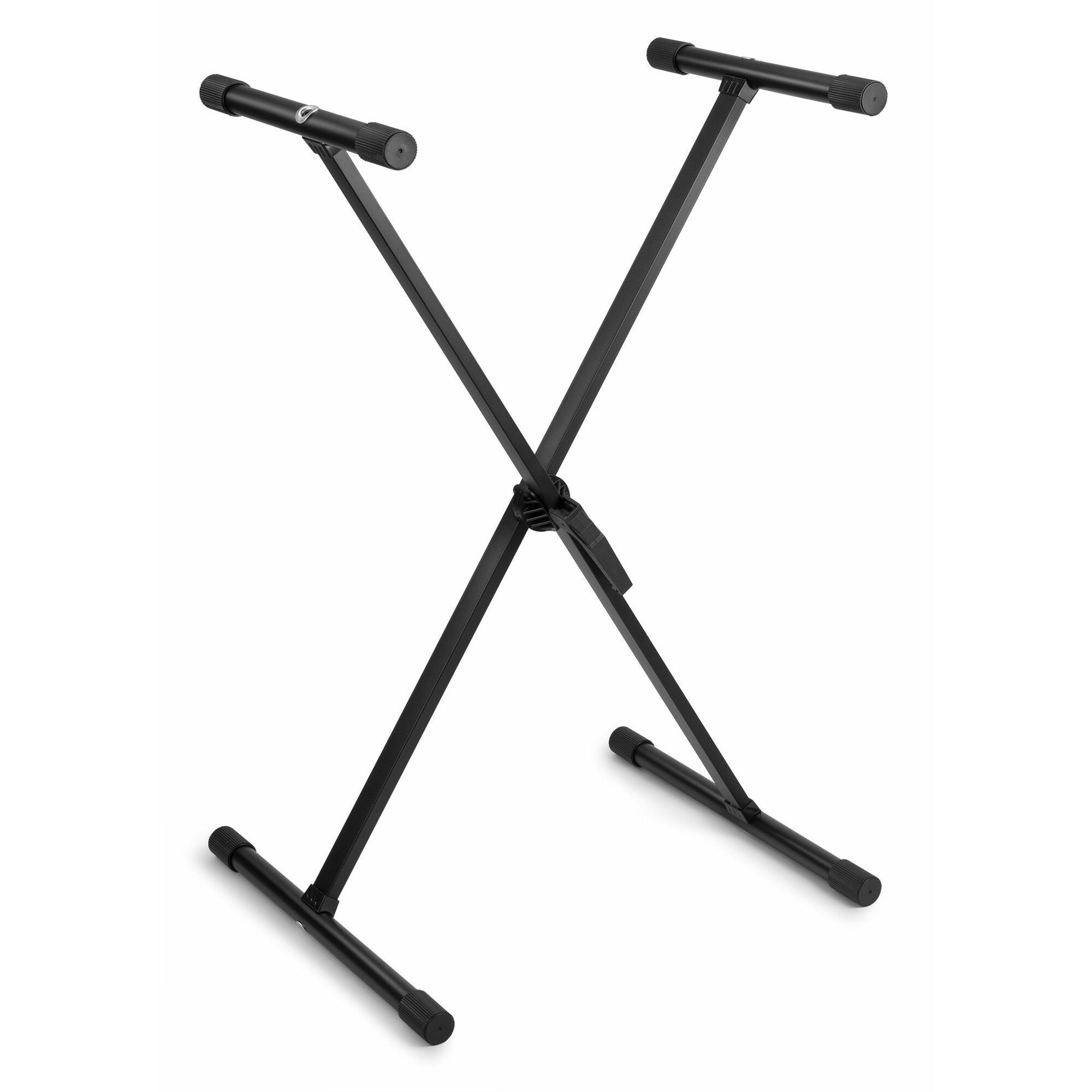 Un soporte negro en forma de X para un teclado, sobre un fondo blanco.