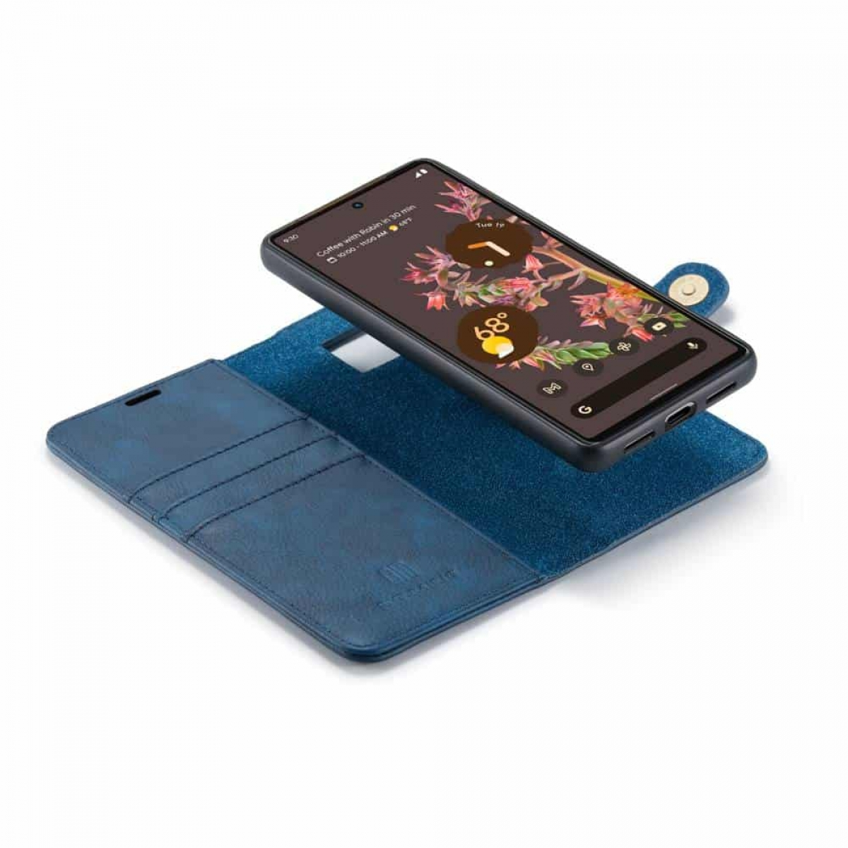 Telefon in blauem Folio-Case. Der Telefonbildschirm zeigt eine Wetter-App mit sonnigem Tag.