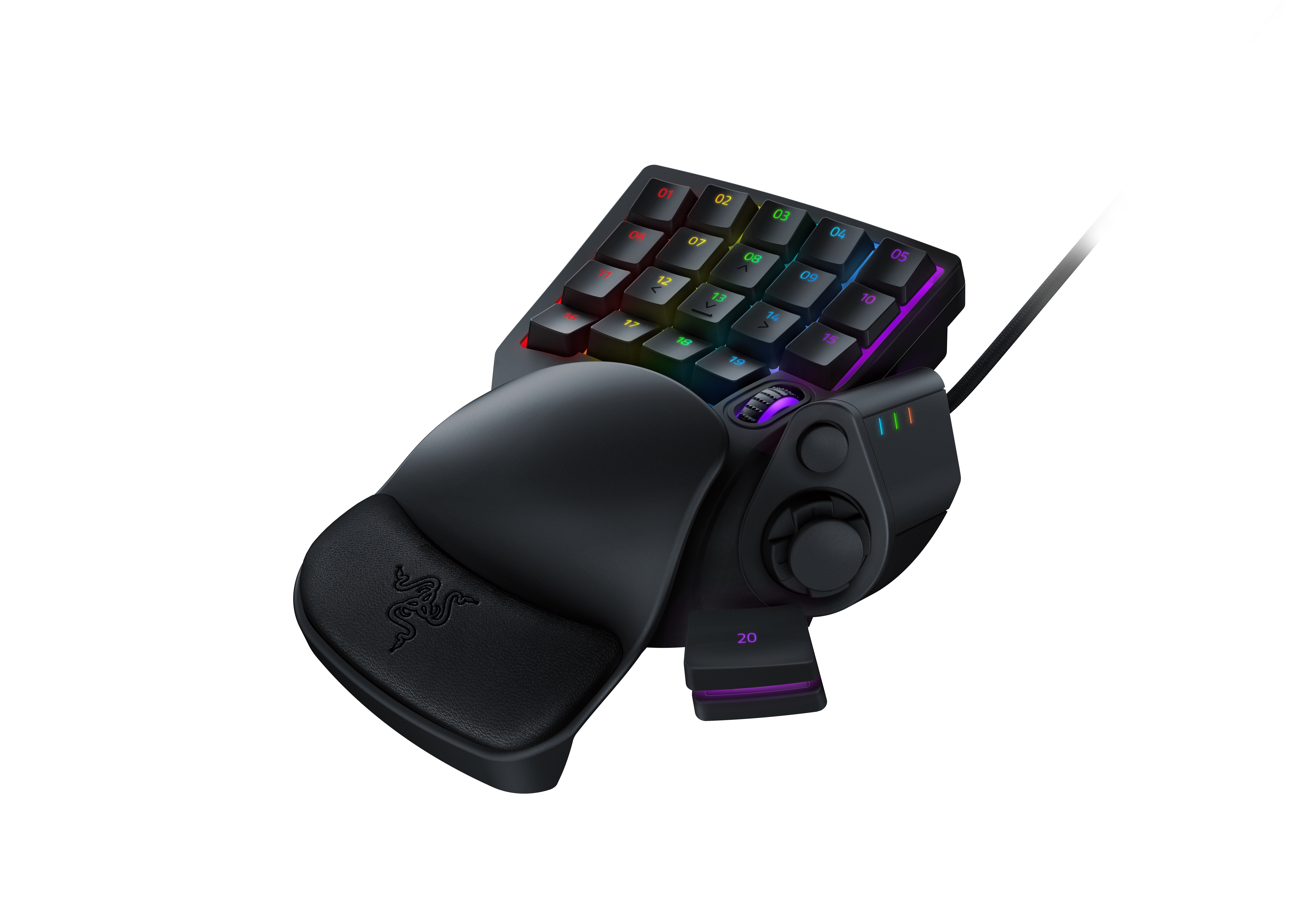 Schwarzes Razer Gaming-Keypad mit mehreren Tasten. Schwarzer Hintergrund.