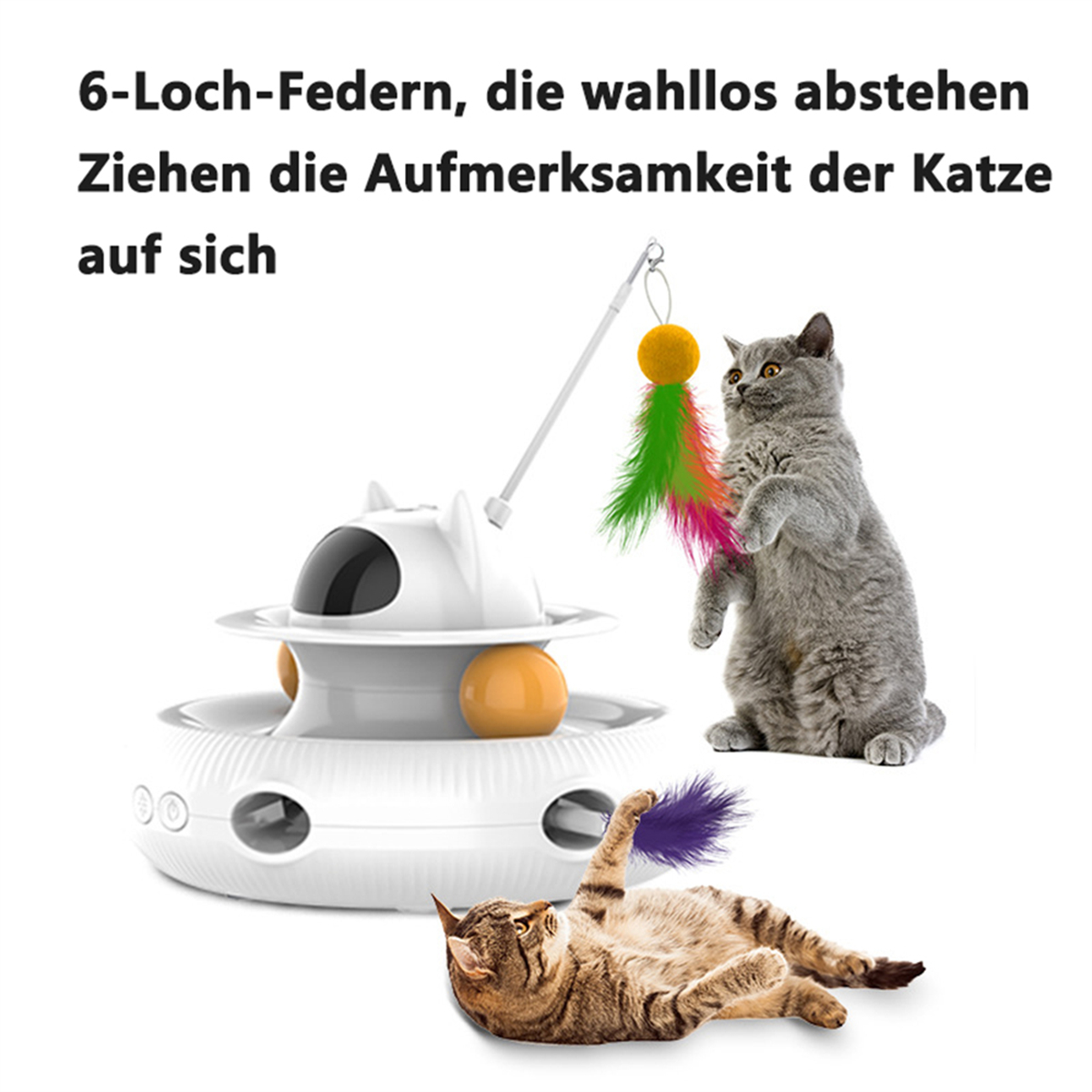 Ein Katzenspielzeug mit zwei Katzen, eine spielt und eine liegt, mit einem Feder-Spielzeug.