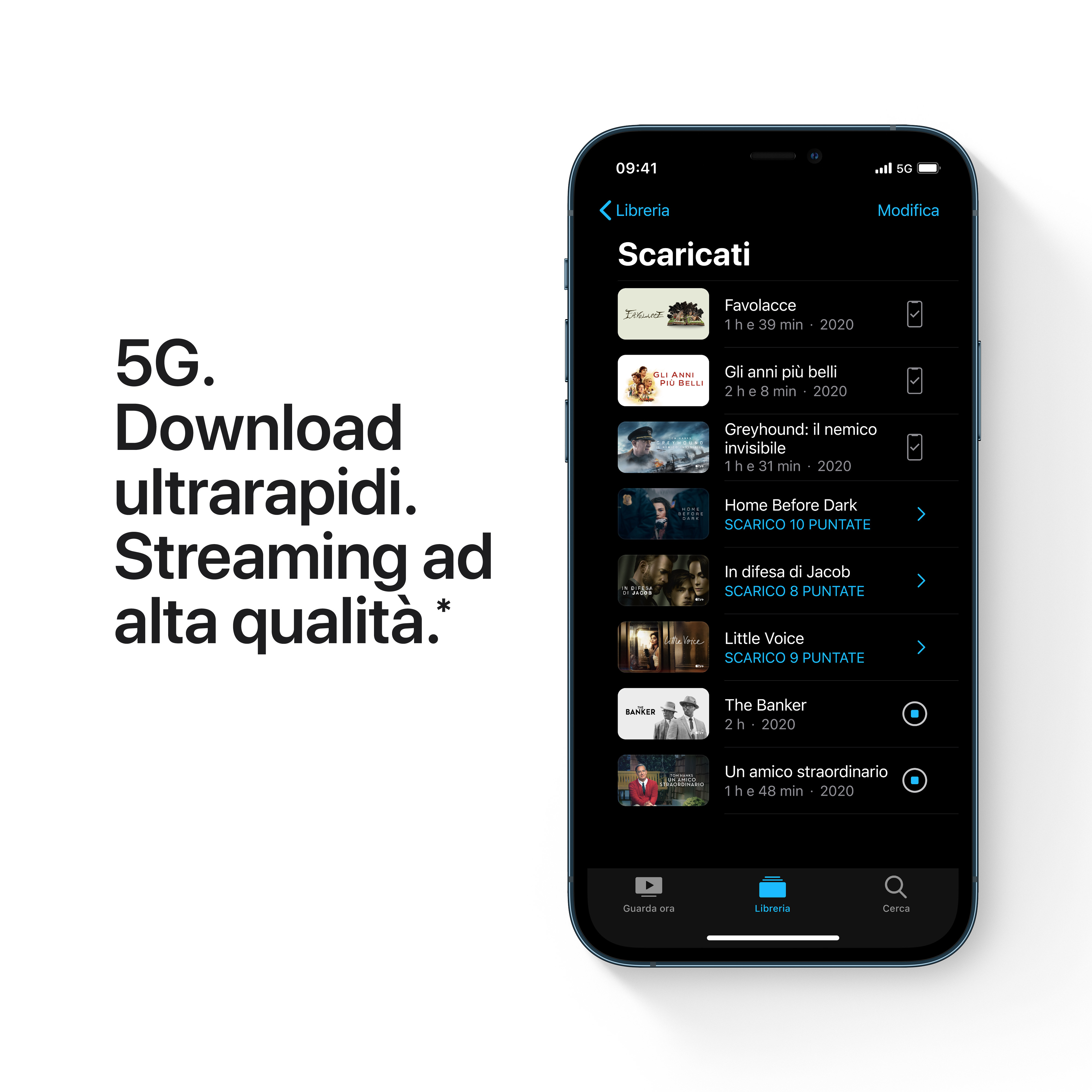Czarny iPhone wyświetlający pobrane filmy. Tekst brzmi: '5G. Download ultrarapidi. Streaming ad alta qualità.'