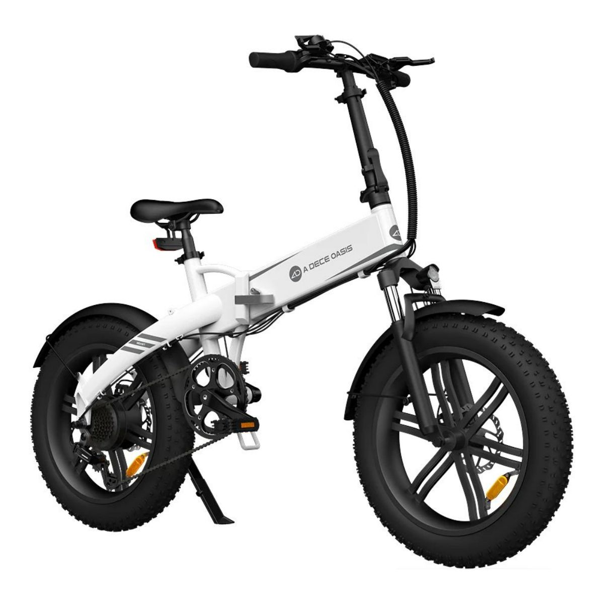 Bicicletta elettrica pieghevole bianca con pneumatici e dettagli neri. Lo sfondo è bianco.