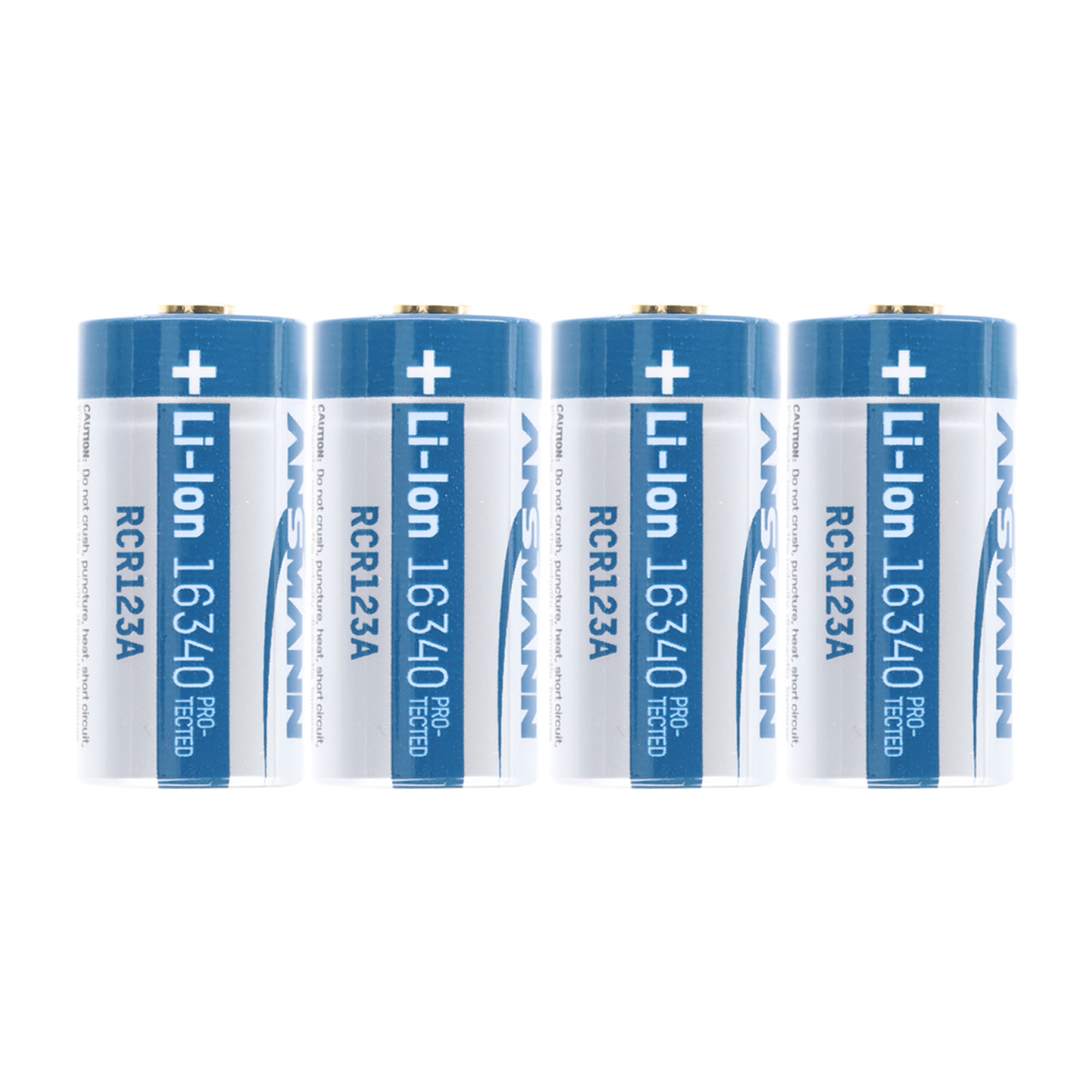 Vier blaue und weiße zylindrische Batterien, beschriftet. Weißer Hintergrund.