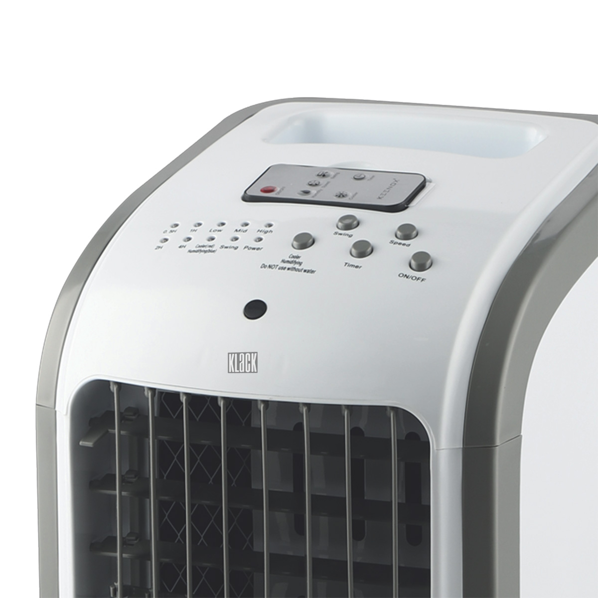 Enfriador de aire blanco y gris. Panel de control en la parte superior con botones. Frente con ventilas.