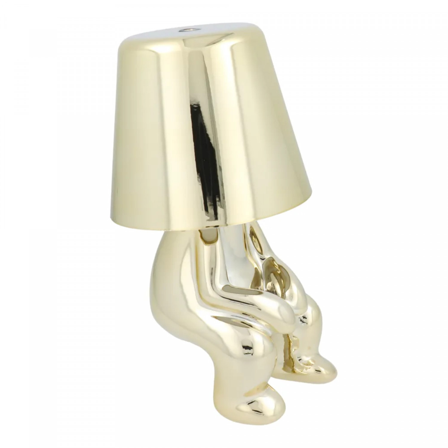 Goldene Lampe in Form einer Person. Der Kopf ist ein Lampenschirm; der Körper sitzt.