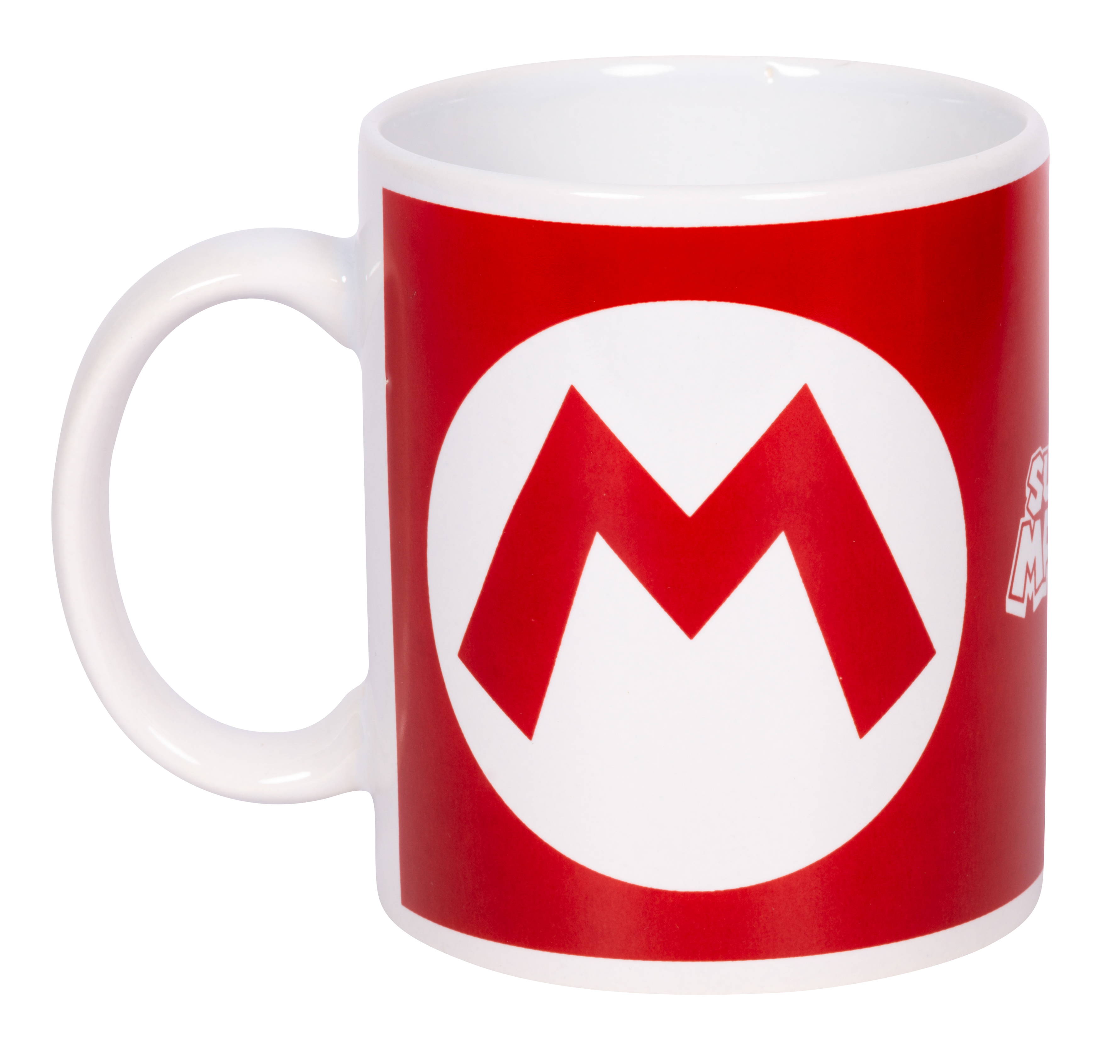 Eine weiße Tasse mit einem roten „M“-Logo, das Super Mario darstellt, und einem weißen Griff.