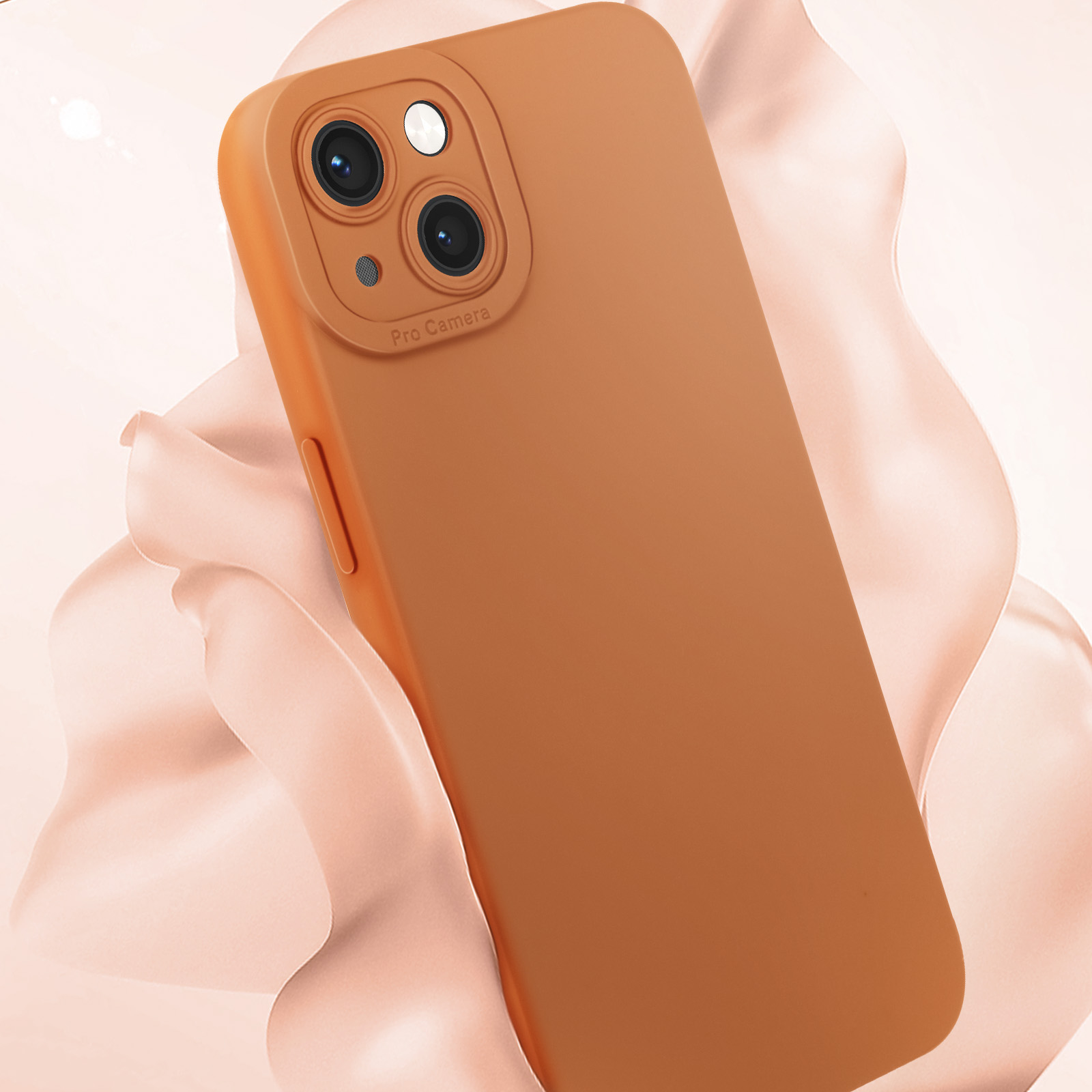 Custodia arancione per telefono con ritagli per fotocamera. La custodia ha una superficie liscia e un'etichetta Pro Camera.
