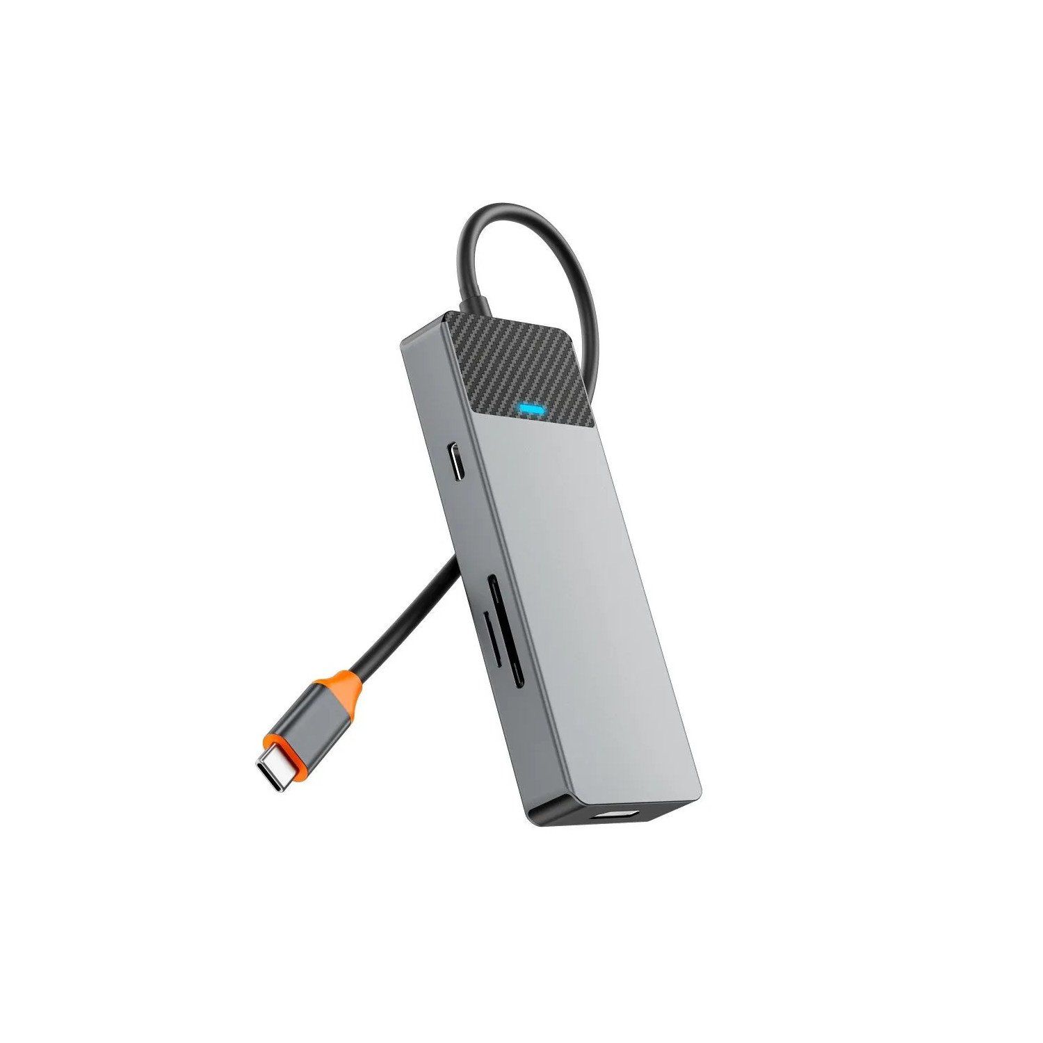 Ein silberner USB-Hub mit mehreren Anschlüssen und einem schwarzen Kabel mit einem orangefarbenen USB-C-Anschluss.
