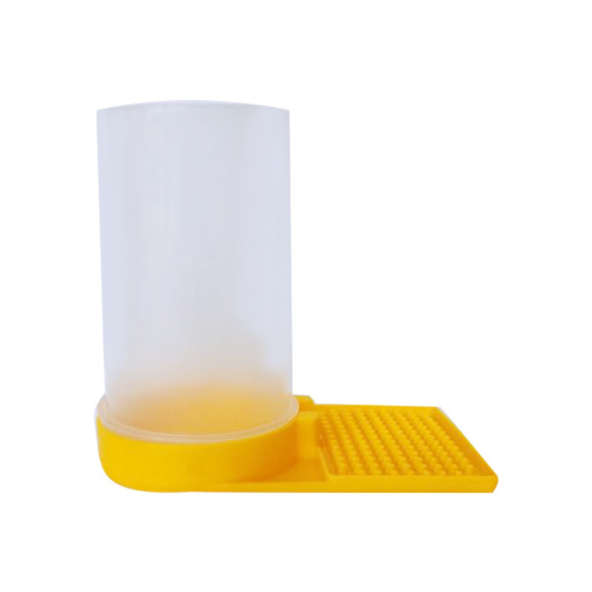 Ein gelber und transparenter Bienenwassertank mit rechteckiger Landeplattform.