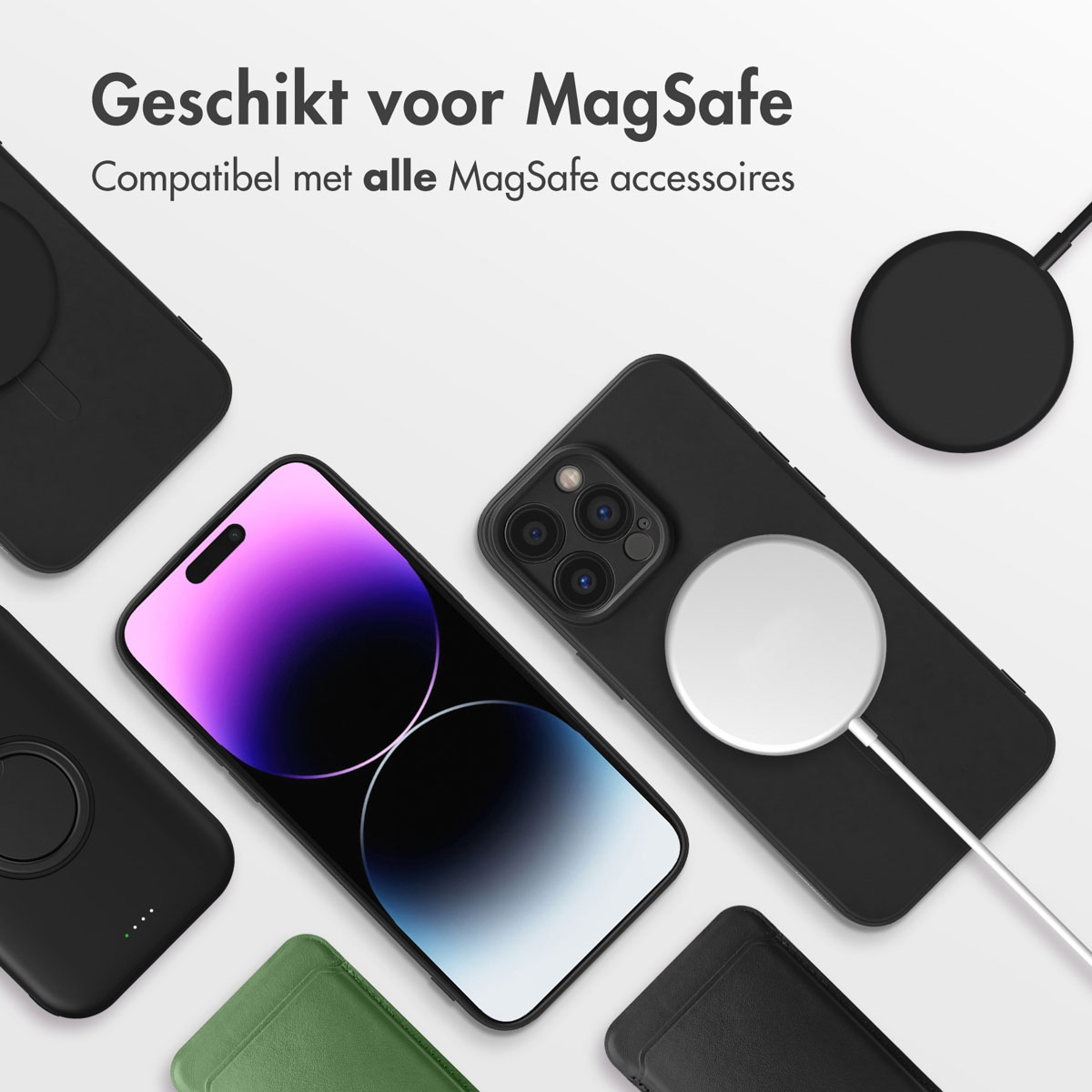 Verschillende telefoons met MagSafe-accessoires bevestigd en aan het opladen.