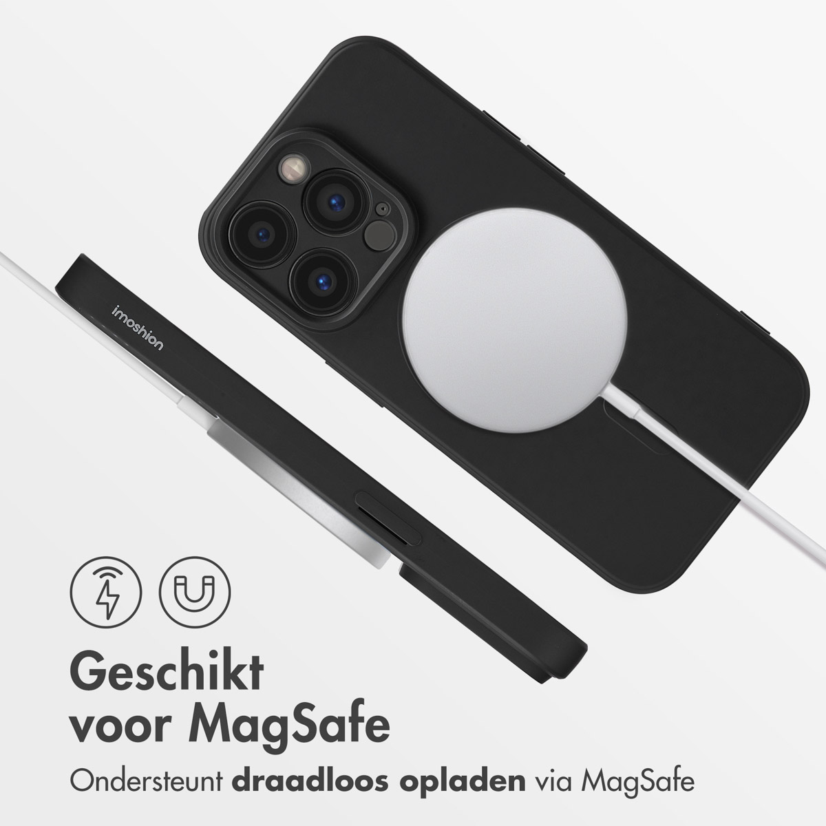 Téléphone et chargeur noirs. Texte : Adapté à MagSafe.