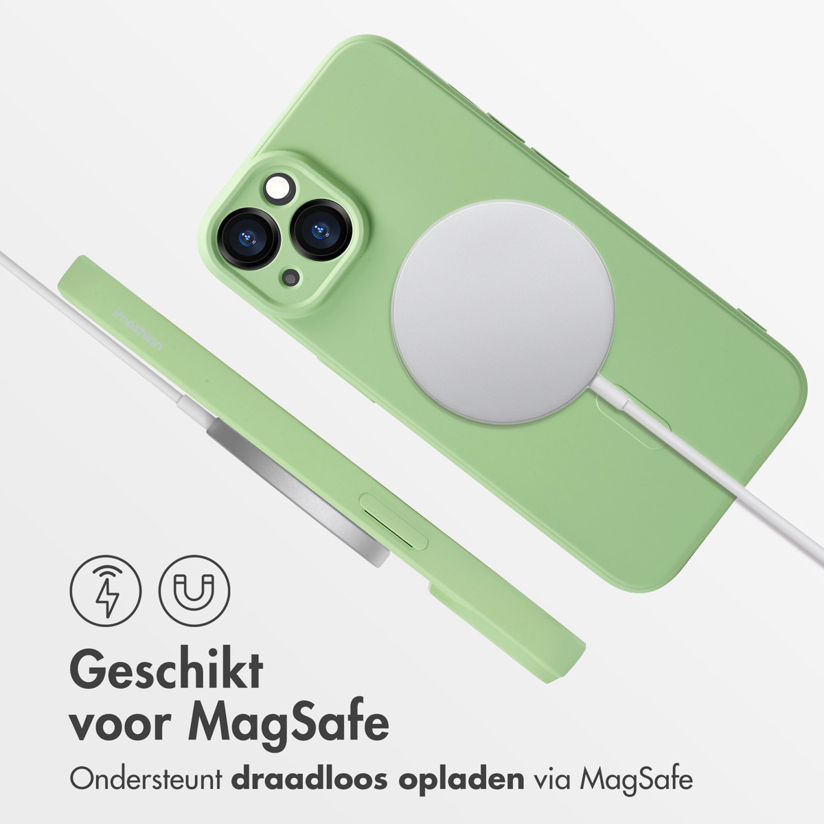 Coque de téléphone verte avec chargeur MagSafe. Texte : Convient pour MagSafe.