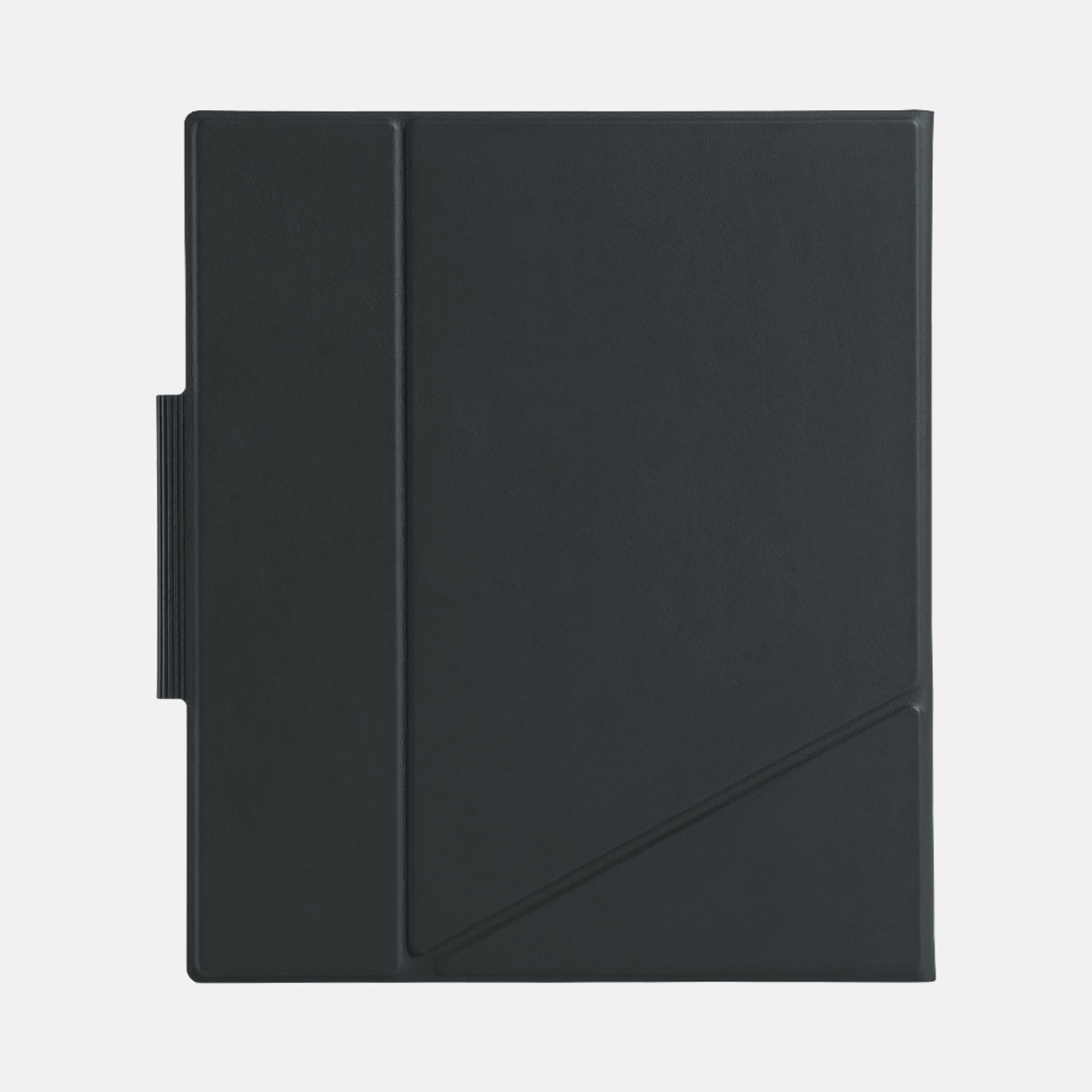 Funda de tableta negra y cerrada con solapa vertical a la izquierda y diseño de línea diagonal.