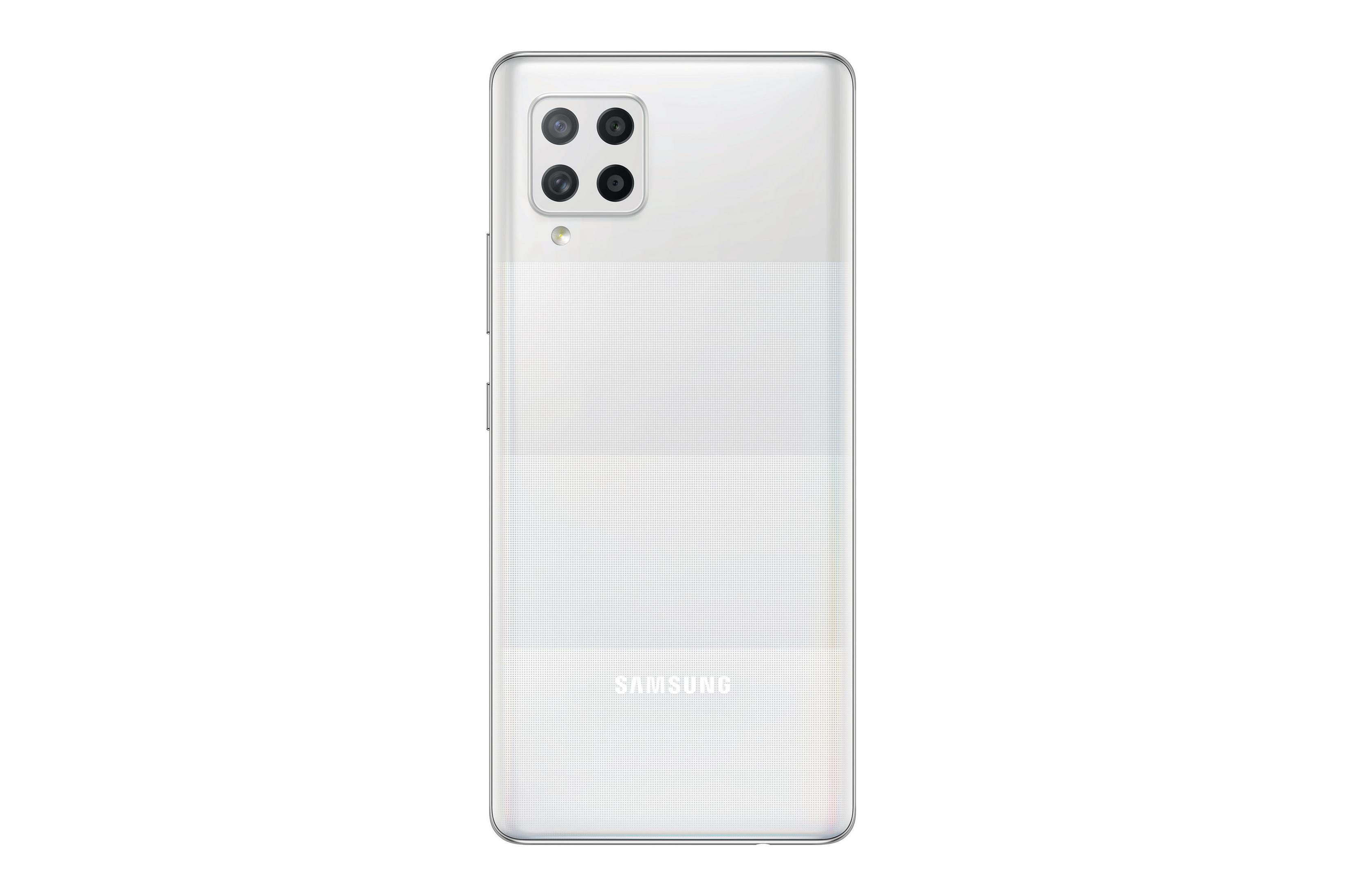 Un teléfono inteligente blanco tiene una matriz de cámara y la palabra SAMSUNG en la parte posterior. Tiene un patrón de cuadrícula.