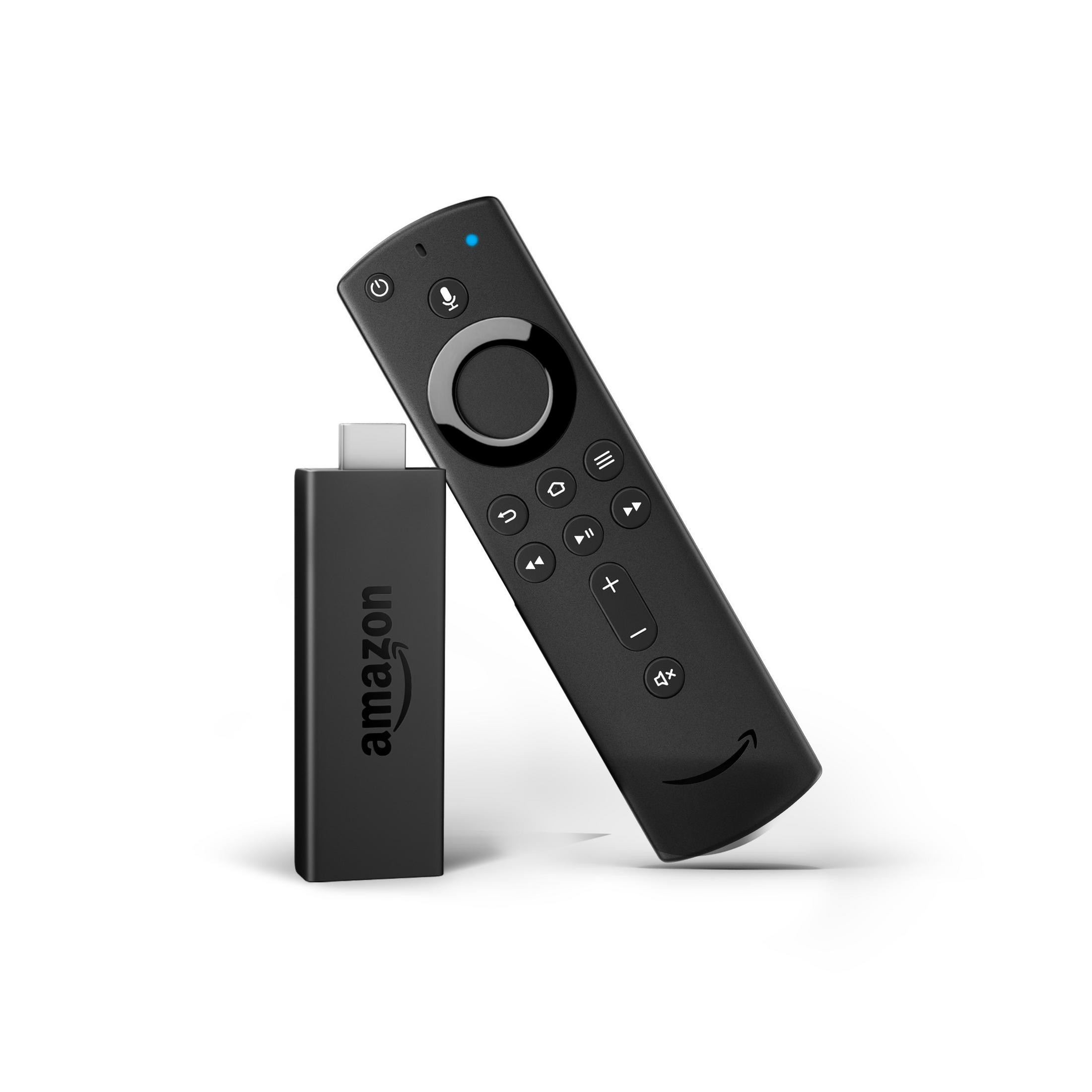 Schwarzer Amazon Fire TV Stick und Fernbedienung auf weißer Oberfläche.