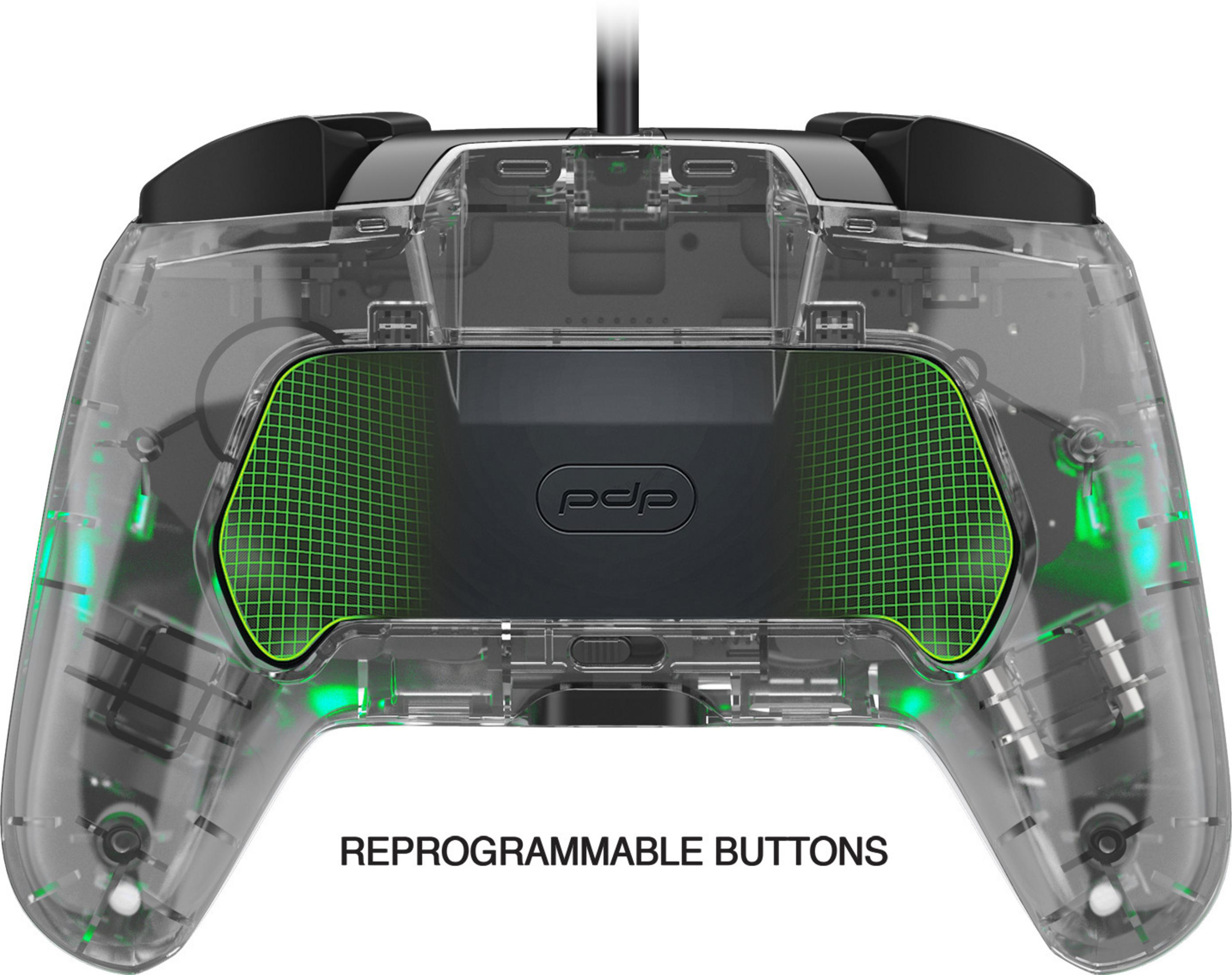 Przezroczysty kontroler do gier z zielonymi akcentami. Pokazuje elementy wewnętrzne i ma programowalne przyciski.