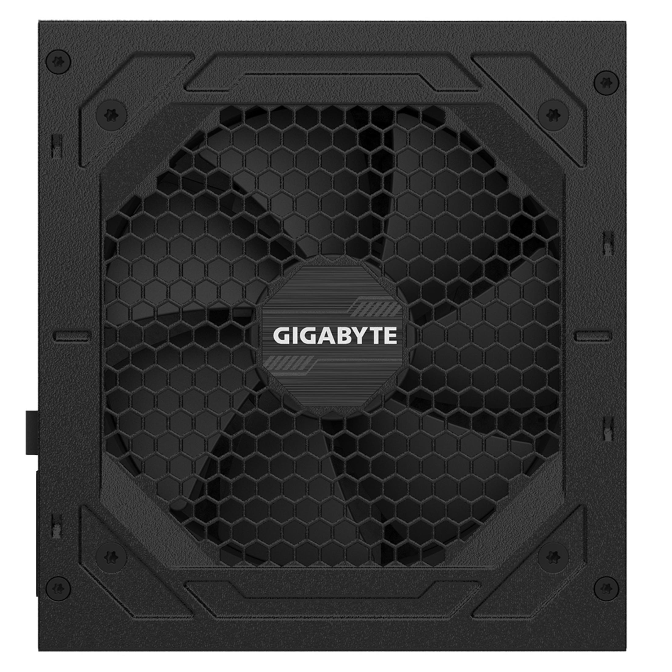 Schwarzes Computer-Netzteil. Es hat einen Lüfter mit einem Mesh-Cover und dem Gigabyte-Logo.