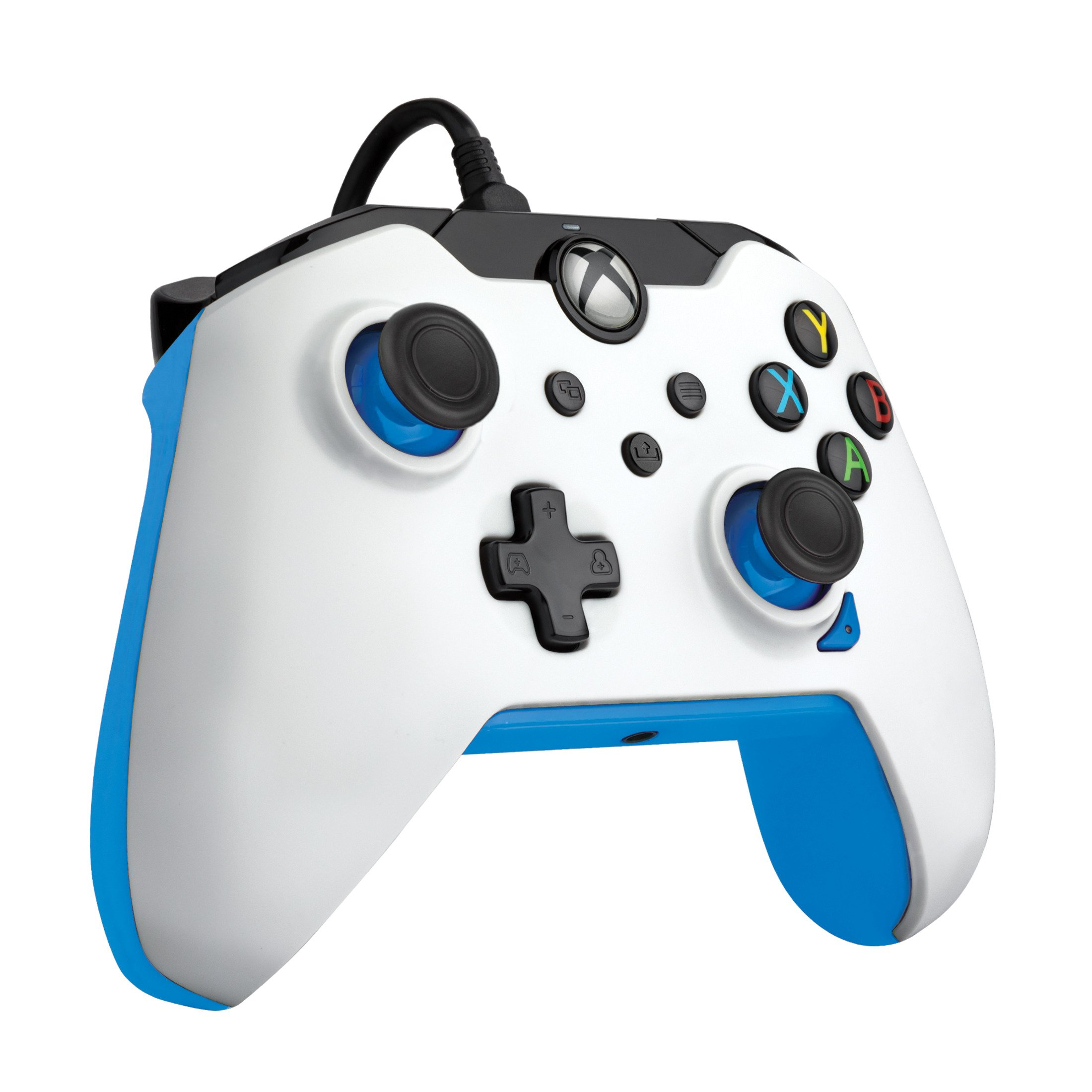 Biało-niebieski kontroler Xbox z czarnymi przyciskami i czarnym kablem.