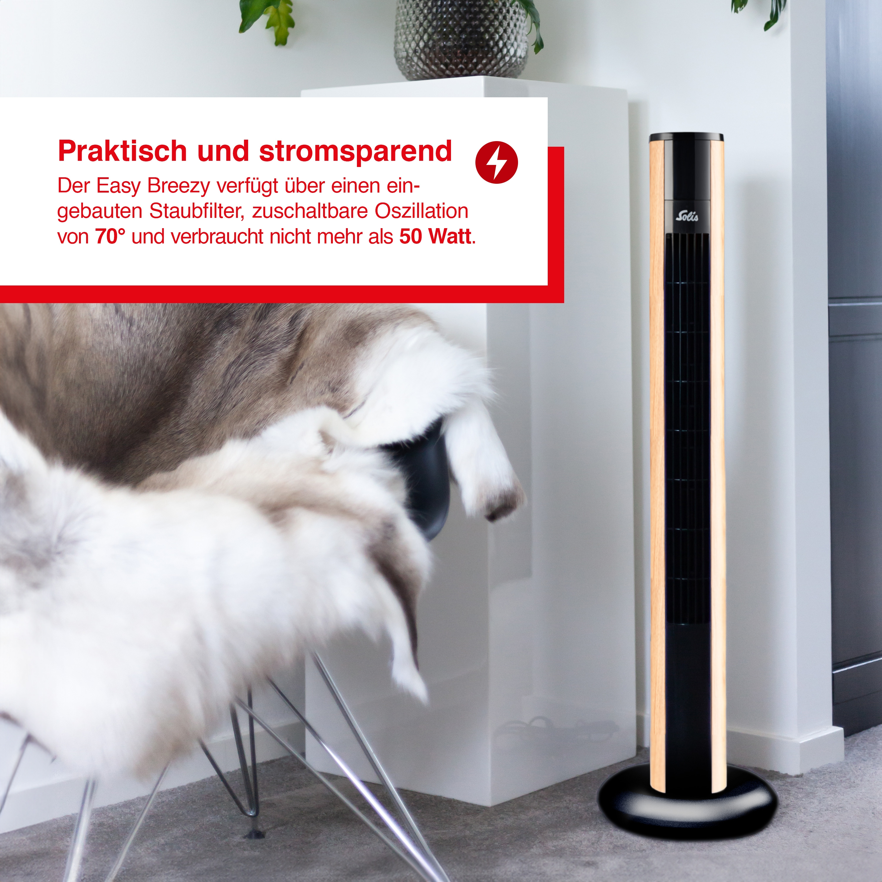 Turmventilator mit Holz- und schwarzem Design auf weißem Hintergrund, mit Text zur Energieeffizienz.
