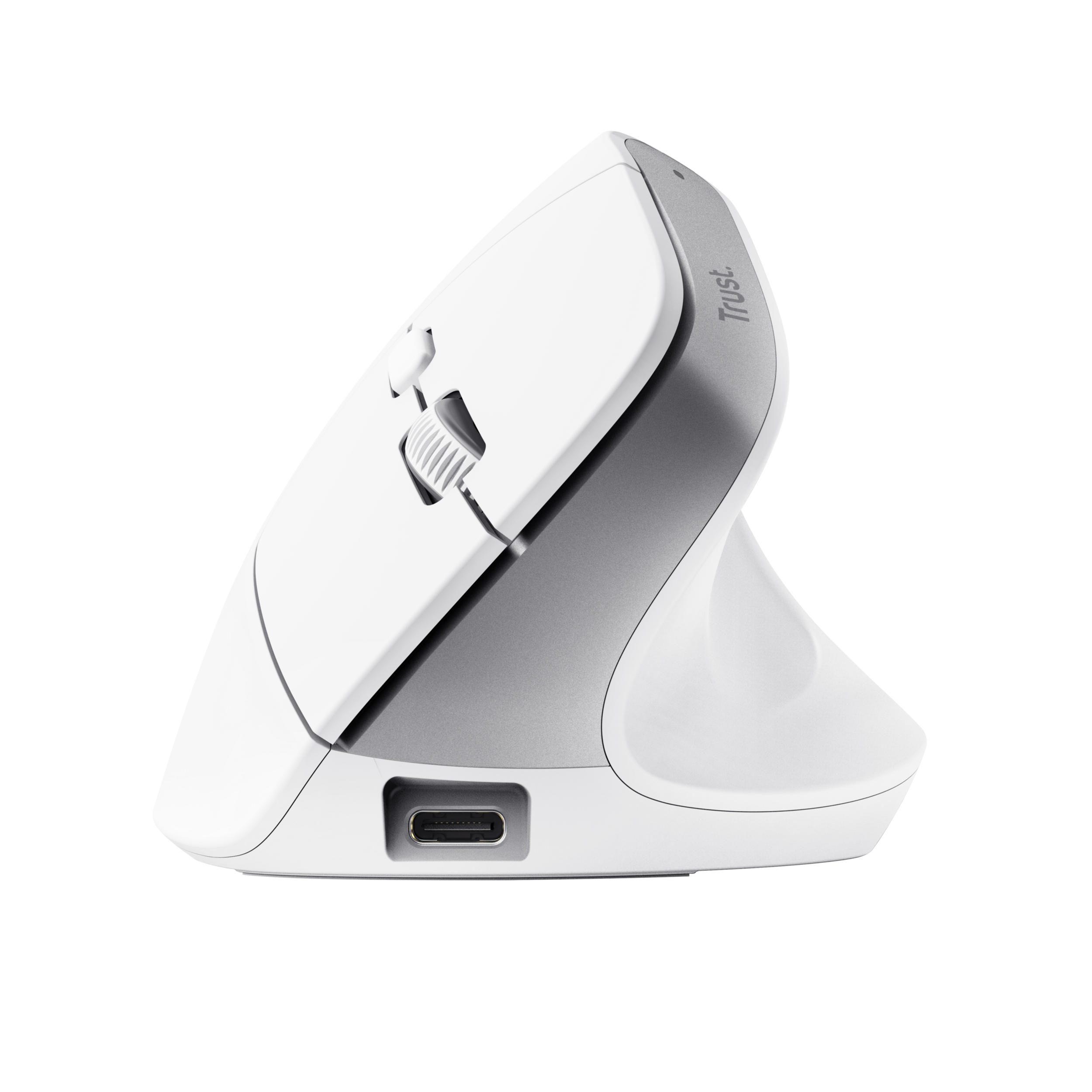 Biała ergonomiczna mysz z portem USB-C, widok z boku, na czarnej powierzchni.