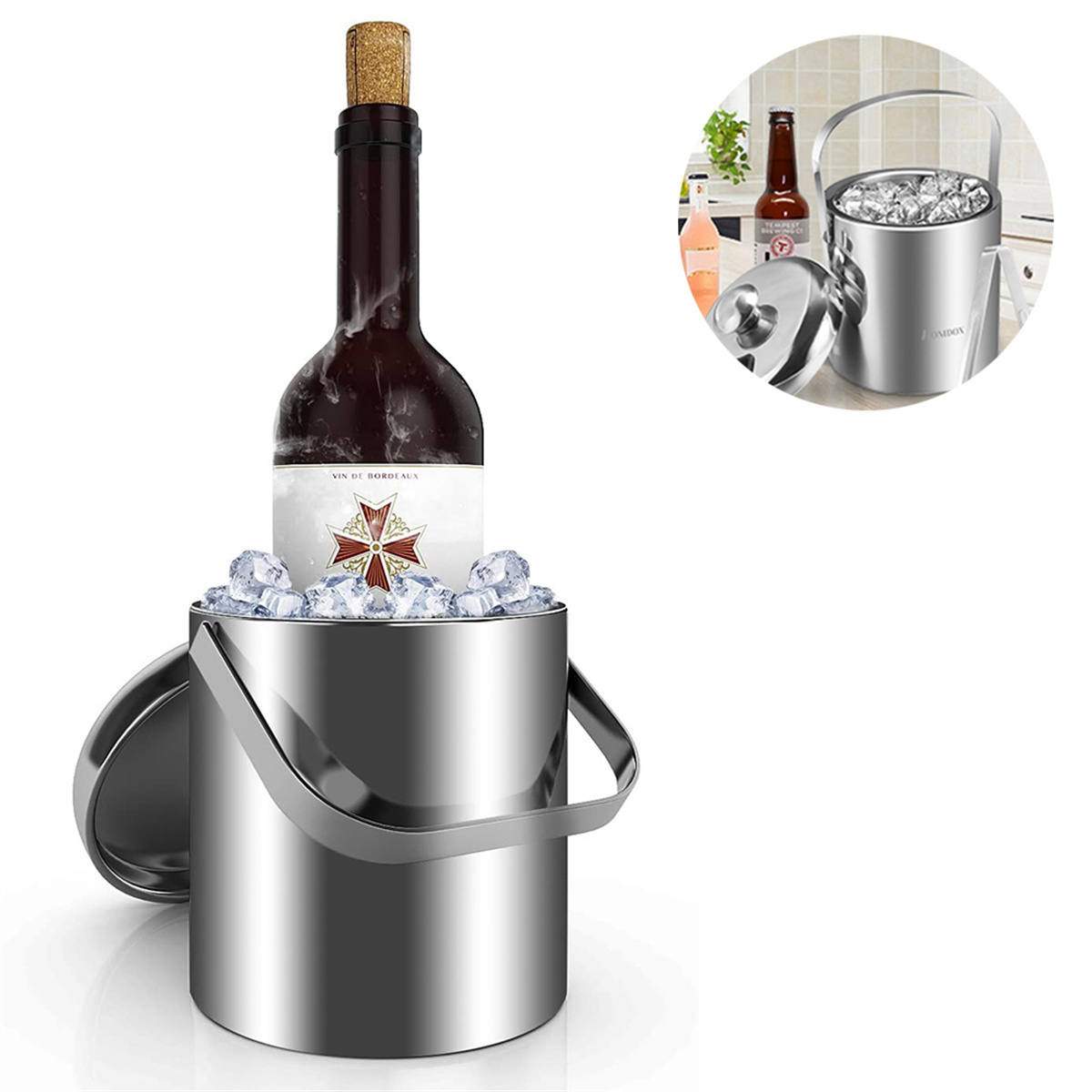 Eine Weinflasche in einem Eiskübel mit Henkel, neben einer Bierflasche und einem kleineren Eiskübel.