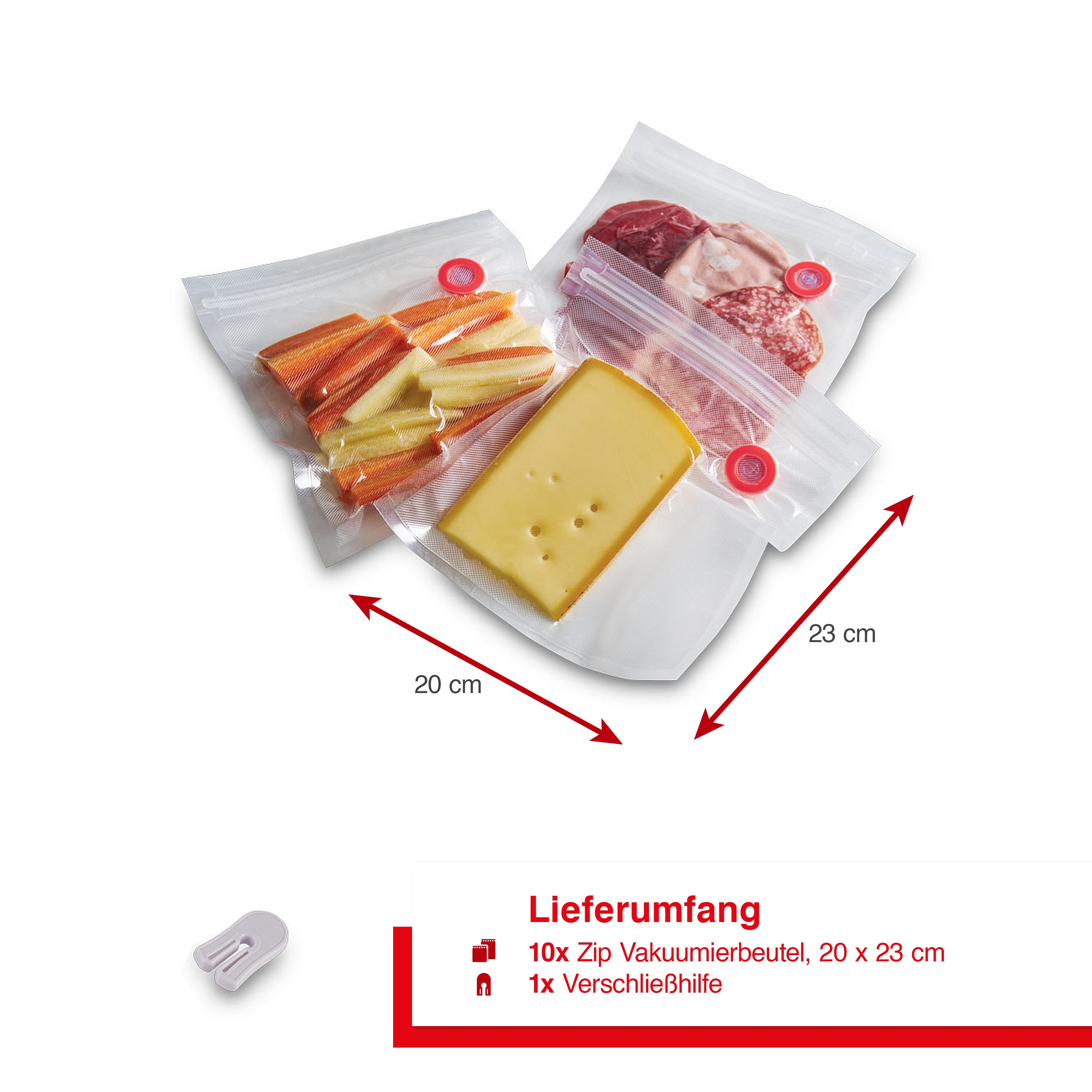Vakuumversiegelungsbeutel mit Lebensmitteln. Artikel umfassen Käse, Karotten, Salami und Fleisch.
