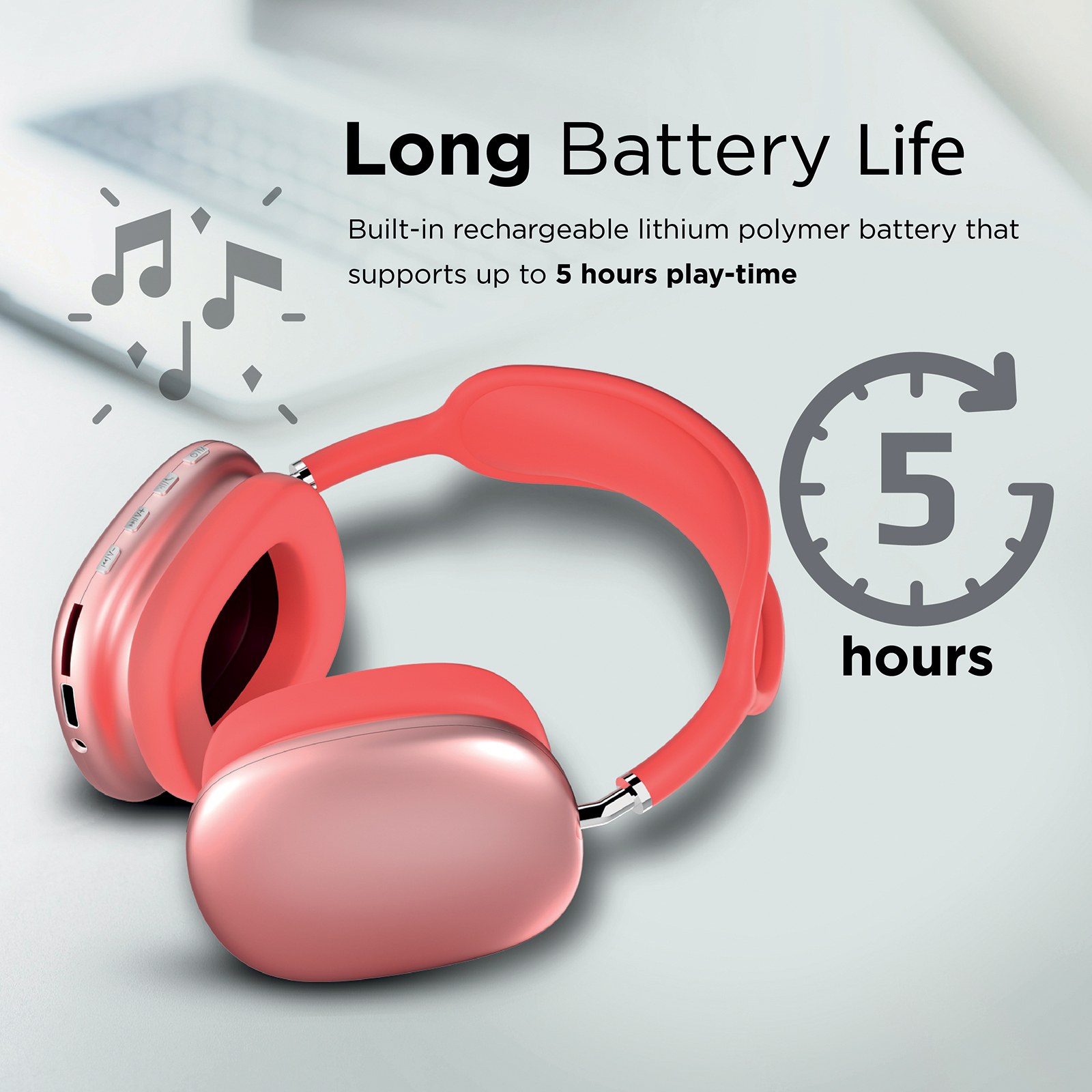 Auriculares rosas con texto sobre la duración de la batería. Los auriculares están sobre una superficie clara. Muestra un icono de 5 horas.