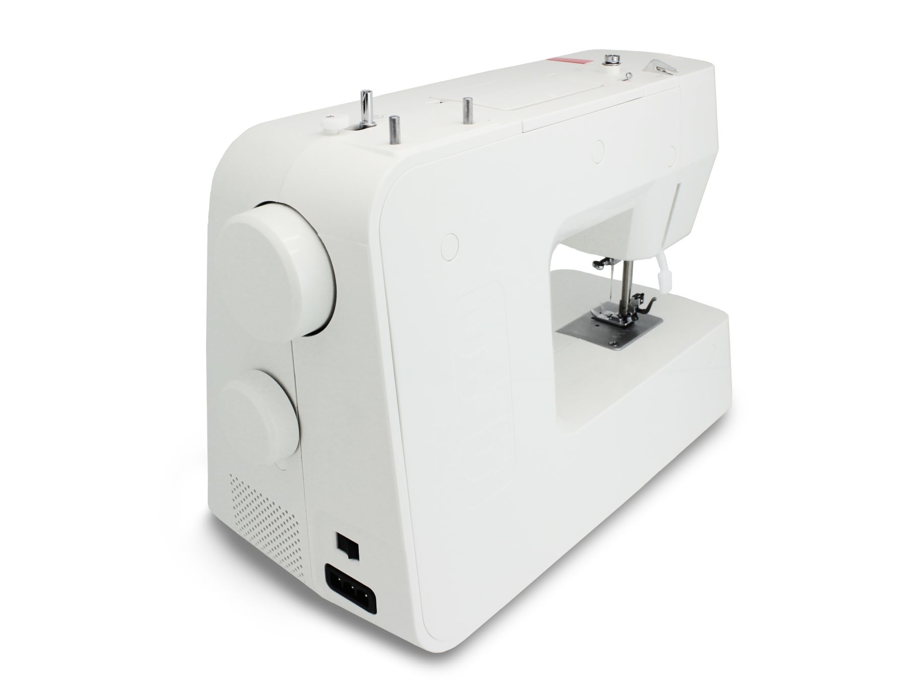 Biała maszyna do szycia na białej powierzchni. Widoczne guziki, tarcze i igła.