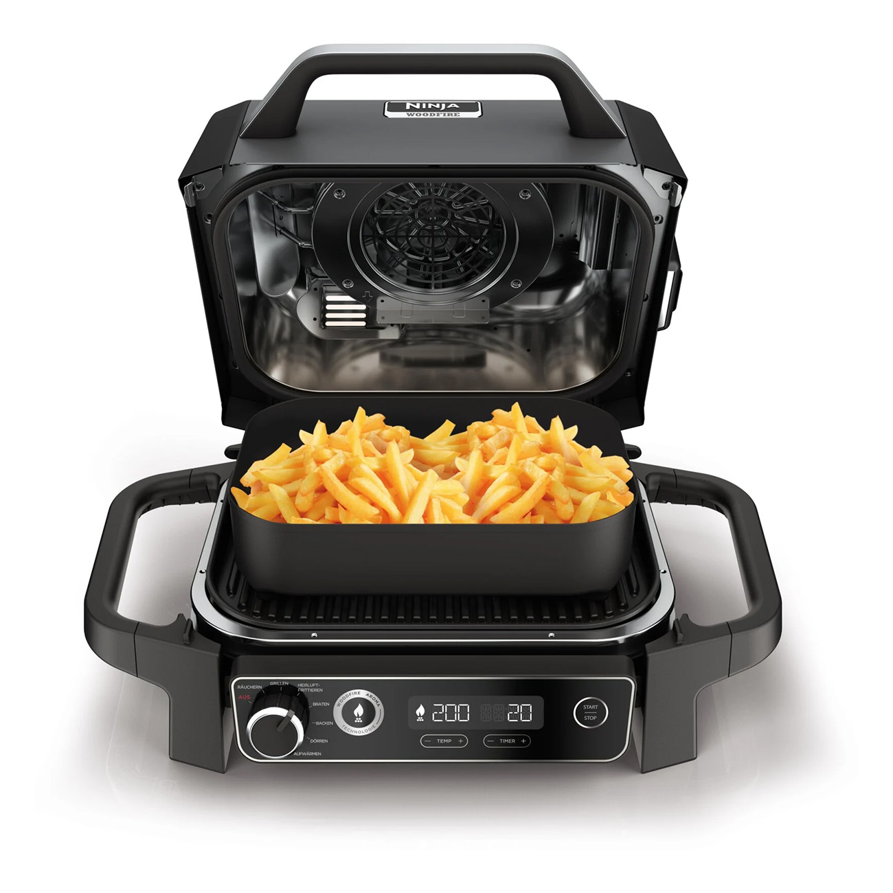Een open Ninja Woodfire grill met een mandje friet, met bedieningselementen en kookruimte.