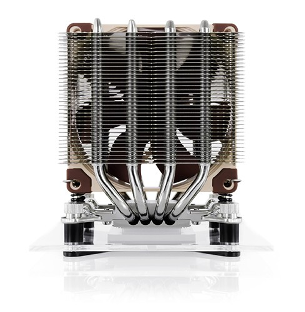 Chłodnica CPU z miedzianymi rurkami i aluminiowymi żeberkami. Przeznaczona do chłodzenia.