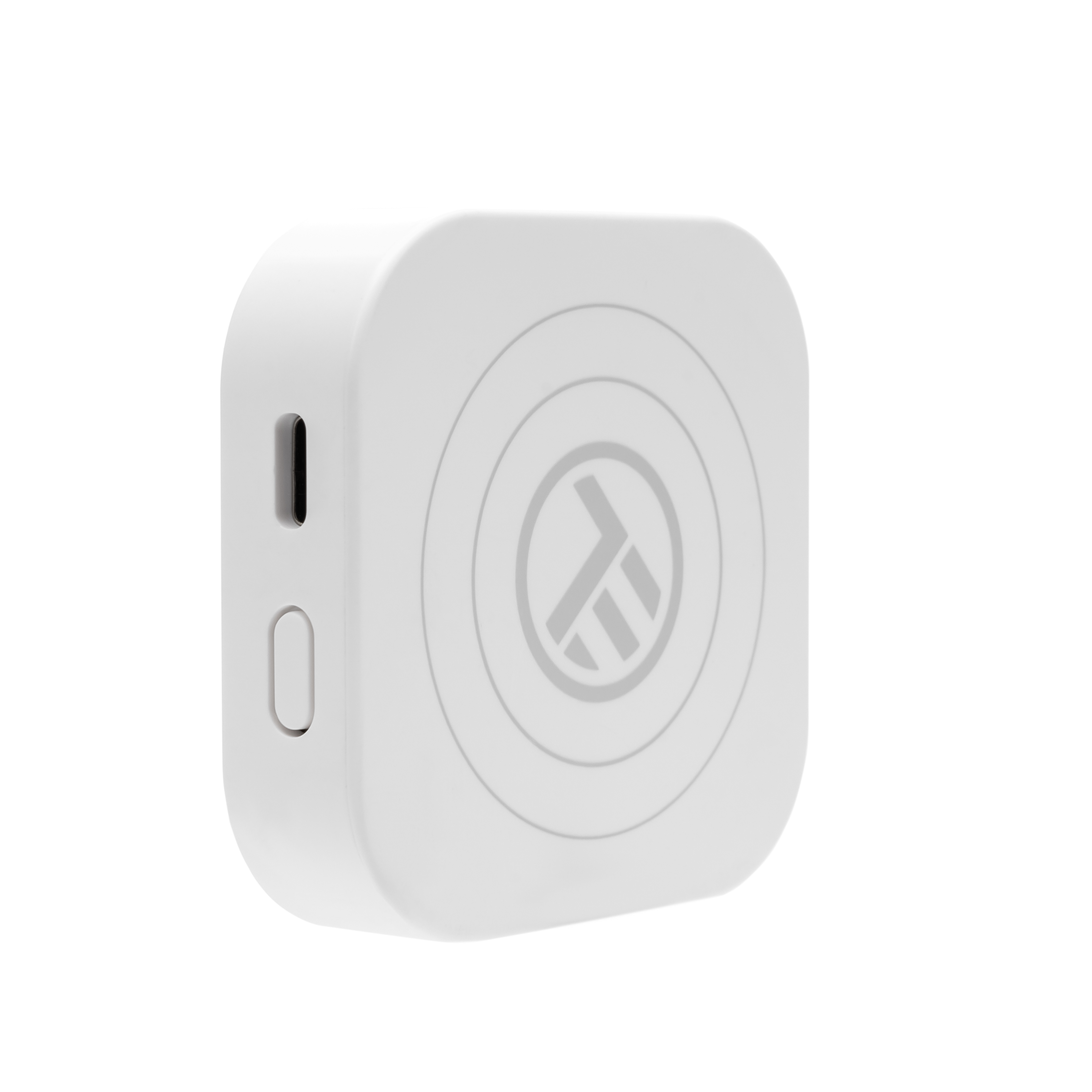 Ein weißes Smart-Home-Gerät mit Logo und Ladeanschluss.