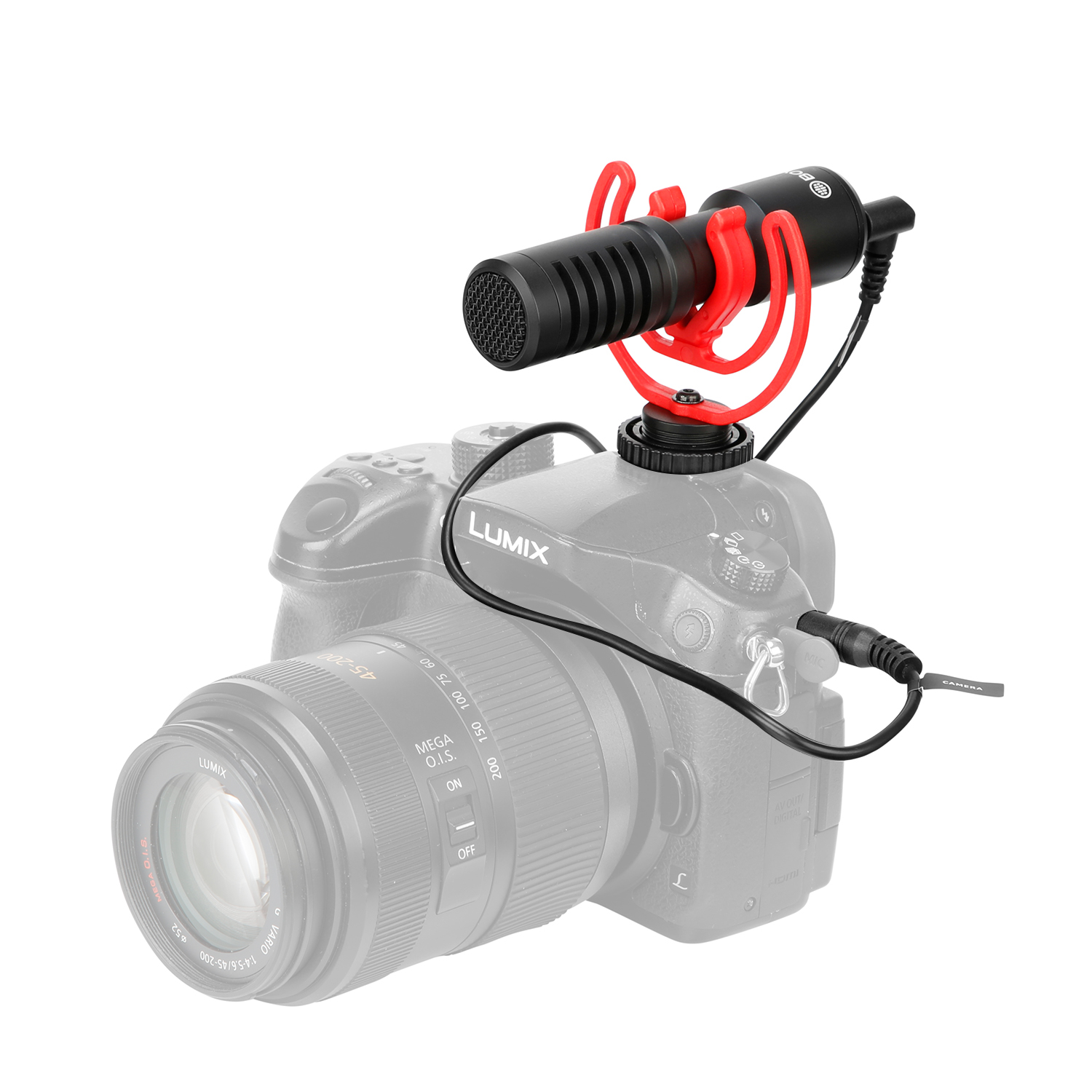 Czarny mikrofon z czerwonym mocowaniem na kamerze.