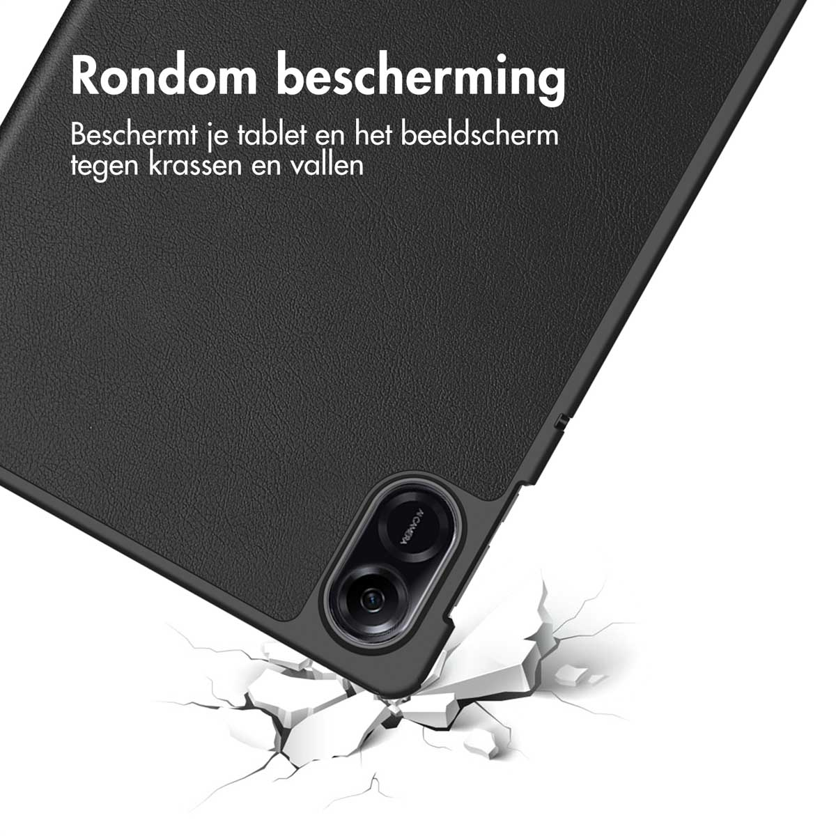 Zwarte tablethoes met de tablet die een gebarsten grond raakt. De hoes beschermt het apparaat.
