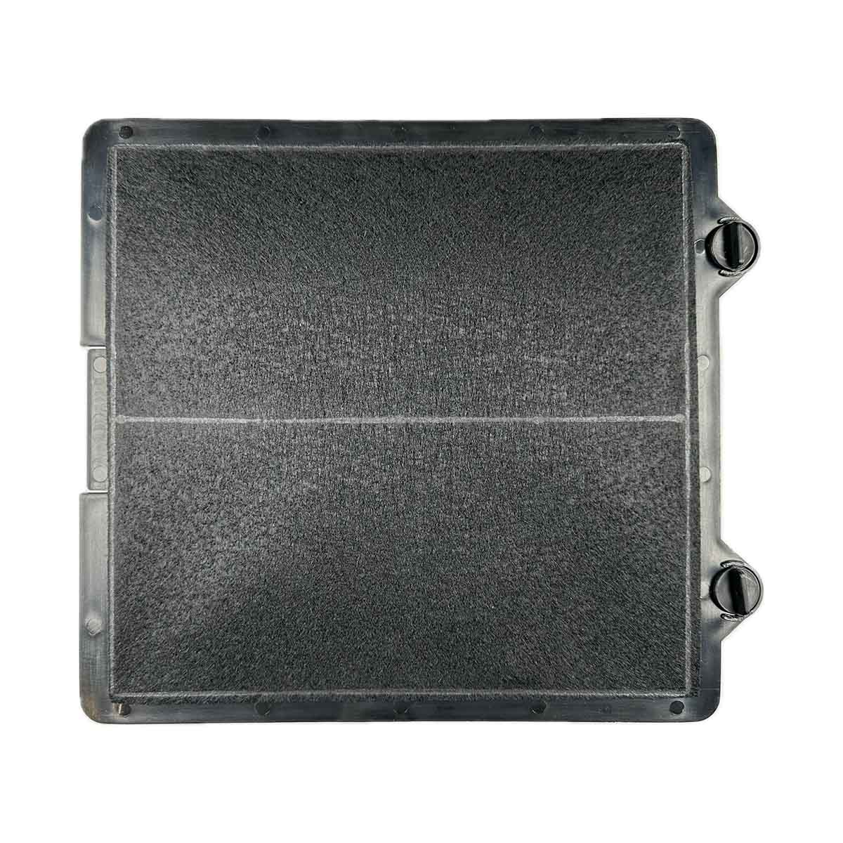 Ein quadratischer Luftfilter mit schwarzem Rahmen und grauer strukturierter Oberfläche.