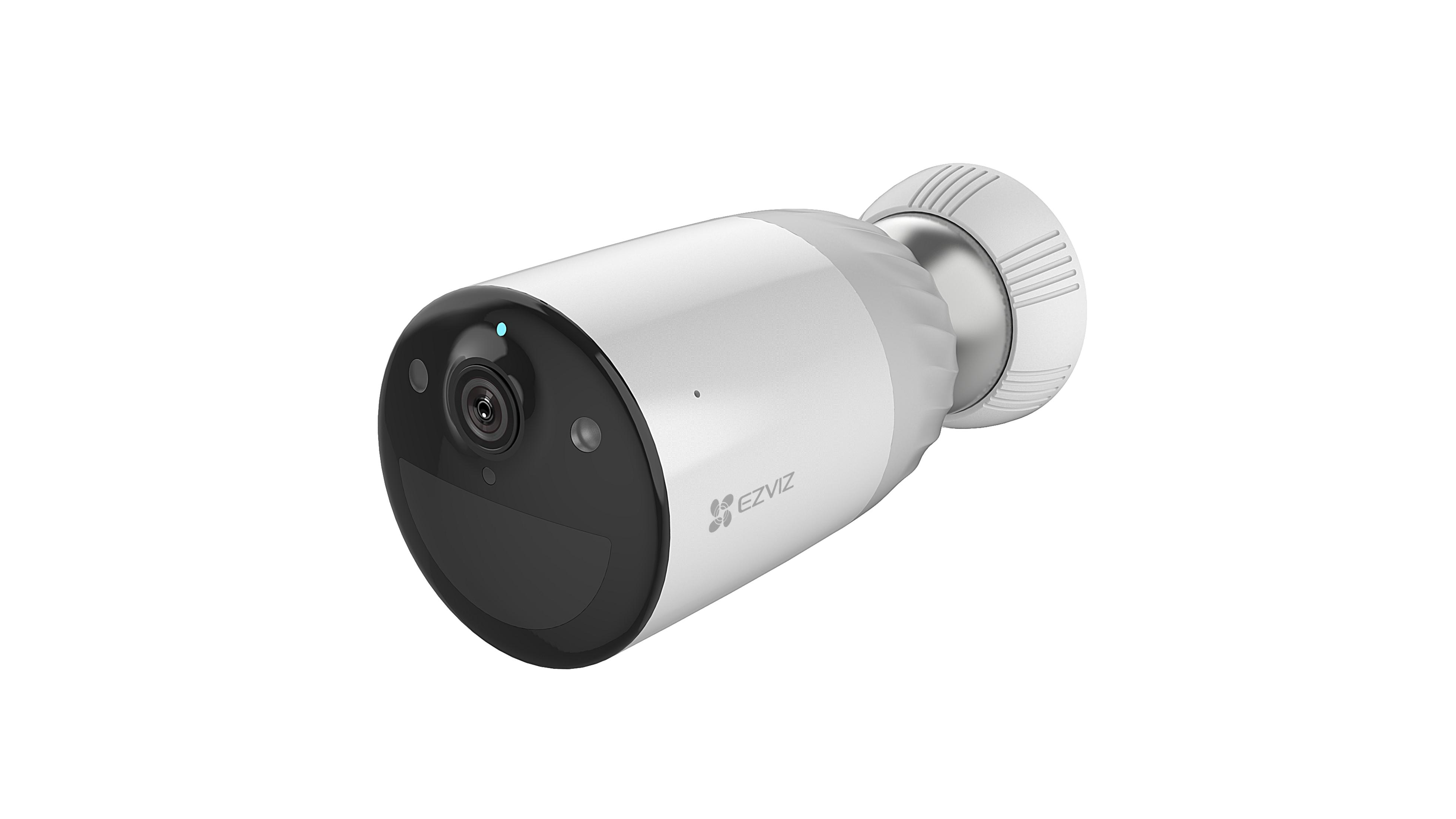 Biała i szara cylindryczna kamera bezpieczeństwa. Czarny obiektyw i niebieska dioda LED. Na białym tle.