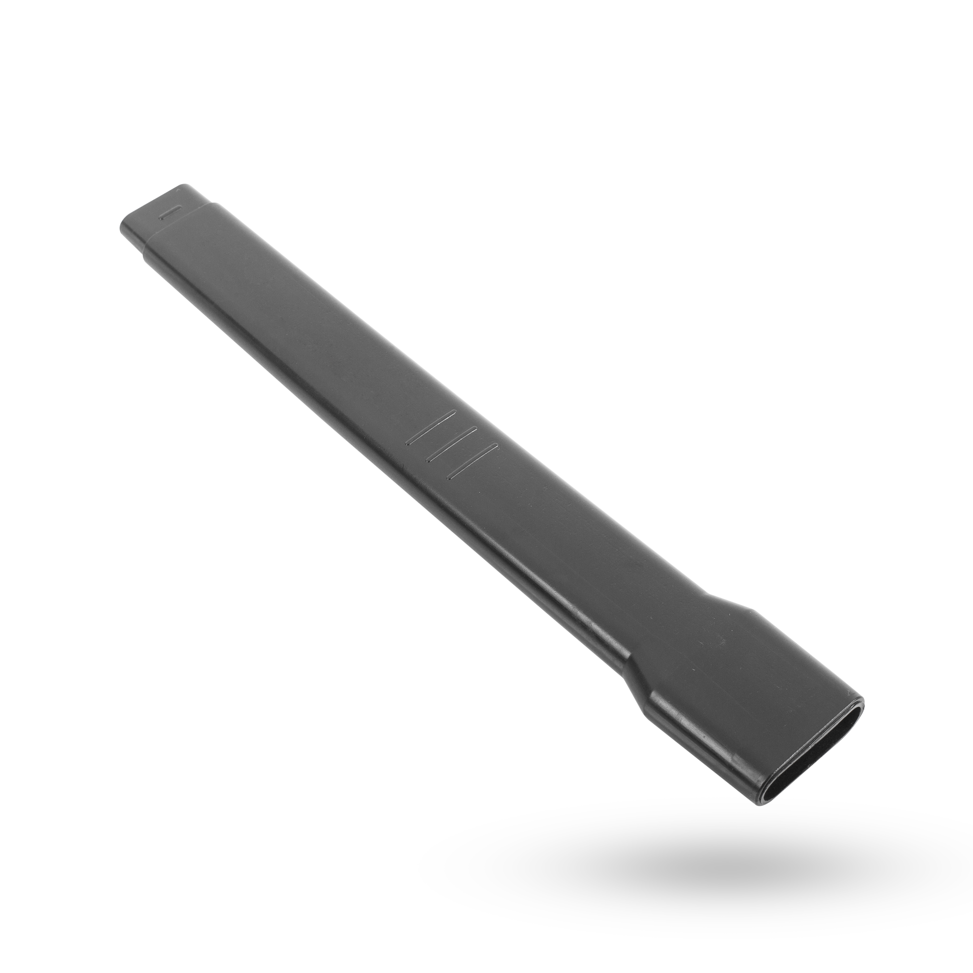 Schwarze Staubsaugerdüse. Abgewinkelte, rechteckige Form. Weißer Hintergrund.