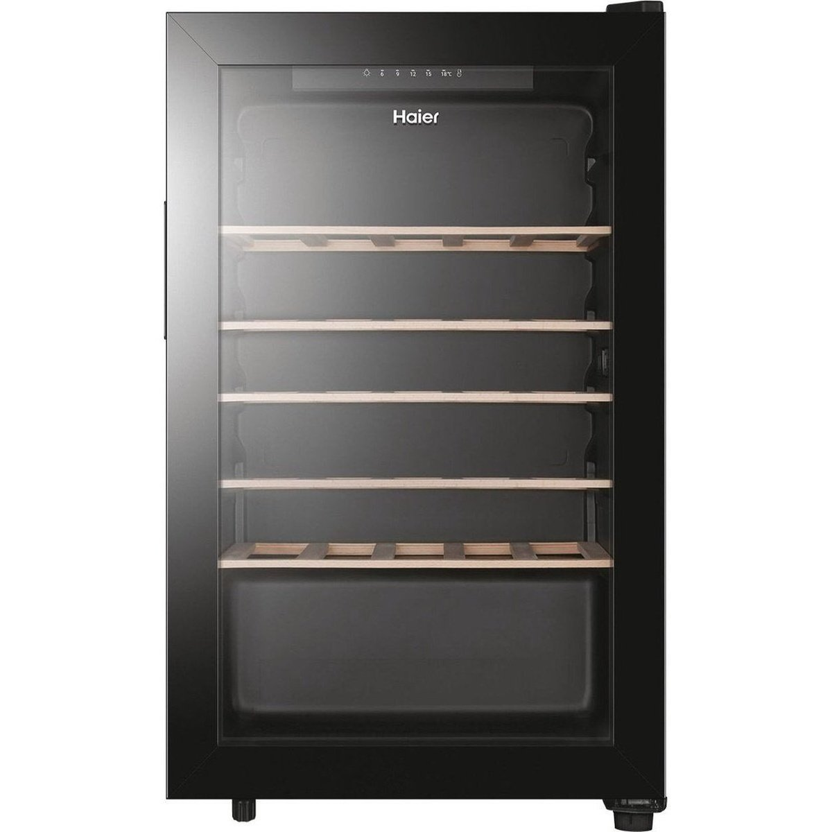Cantinetta nera con porta in vetro, ripiani in legno, marchio Haier.