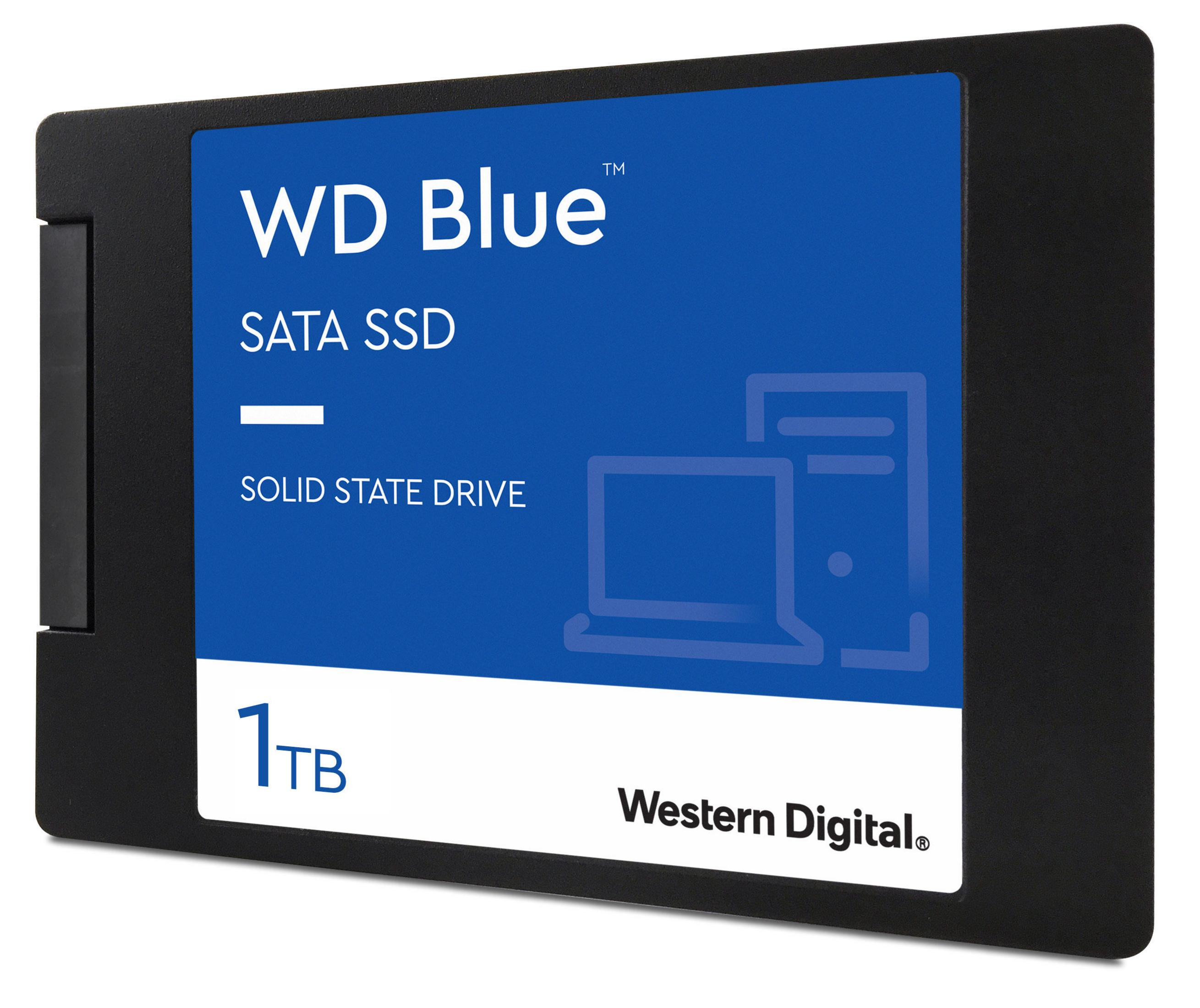 Eine WD Blue SATA SSD in einem schwarzen Gehäuse, mit Markenname und Kapazität.