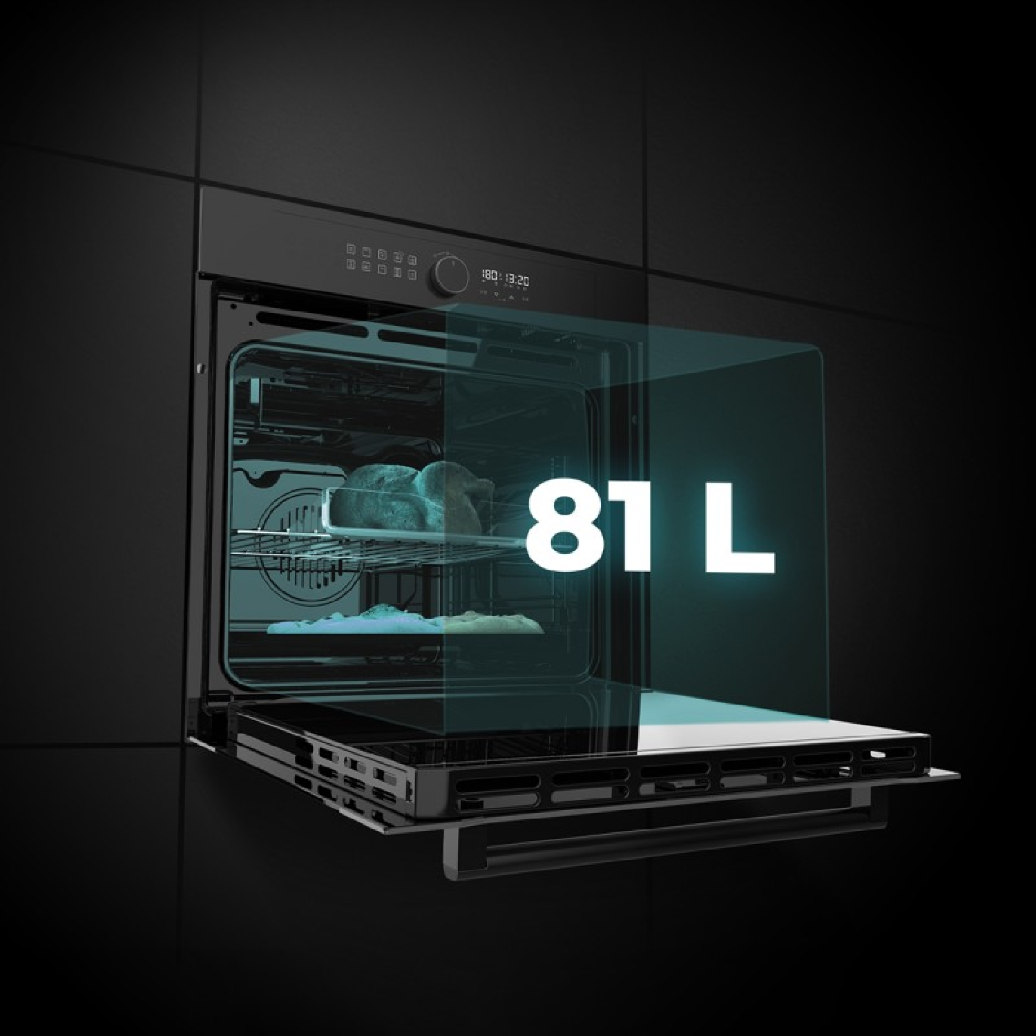 Piekarnik z otwartymi drzwiami, ukazujący wnętrze z tacą i nakładką 81 L.